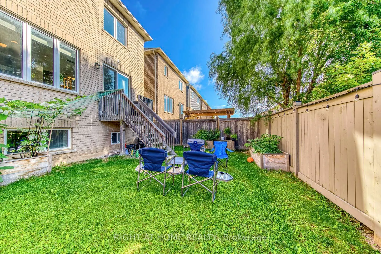 40 Stillwater Crescent