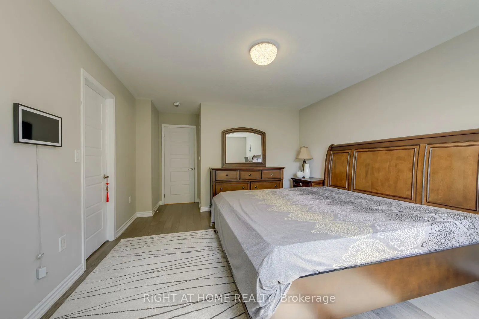 40 Stillwater Crescent
