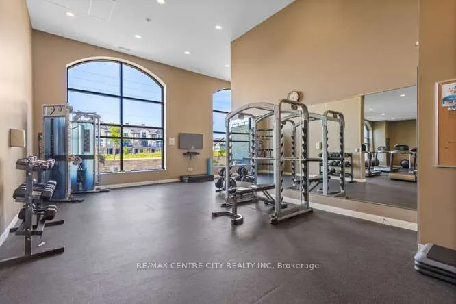 240 Villagewalk Boulevard #204