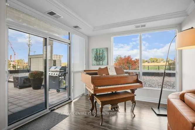 240 Villagewalk Boulevard #204