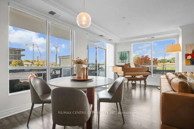 240 Villagewalk Boulevard #204