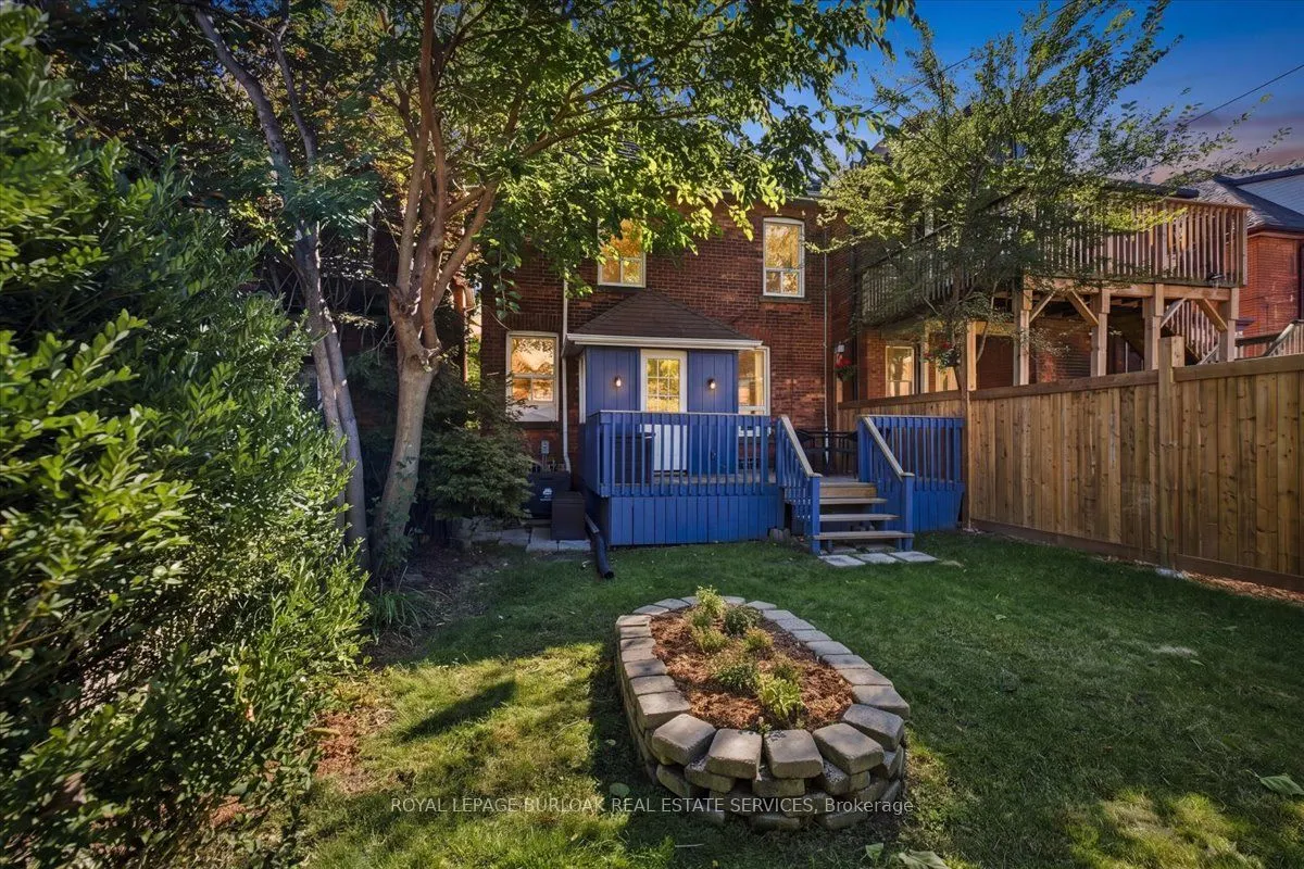 98 Sanford Avenue S