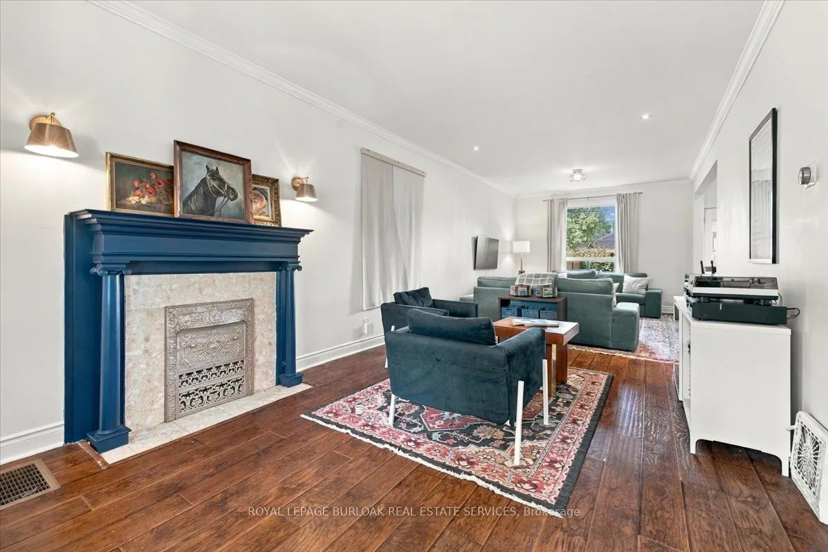 98 Sanford Avenue S