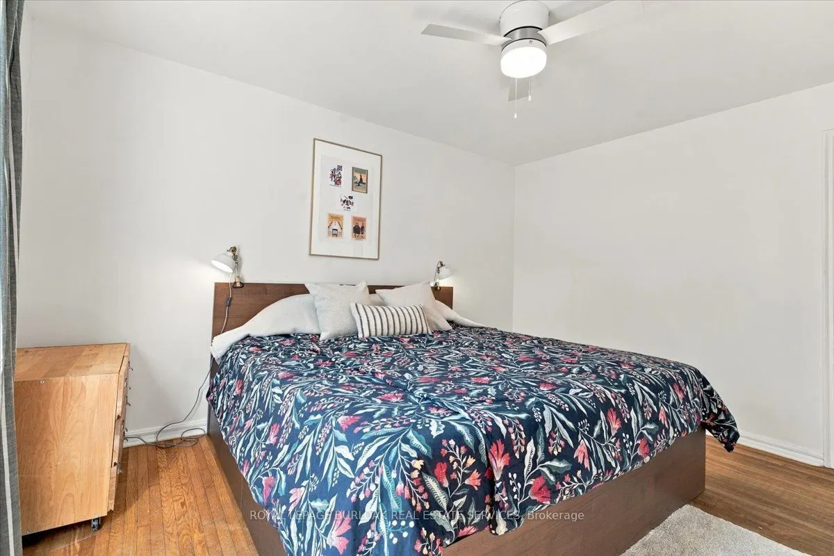 98 Sanford Avenue S