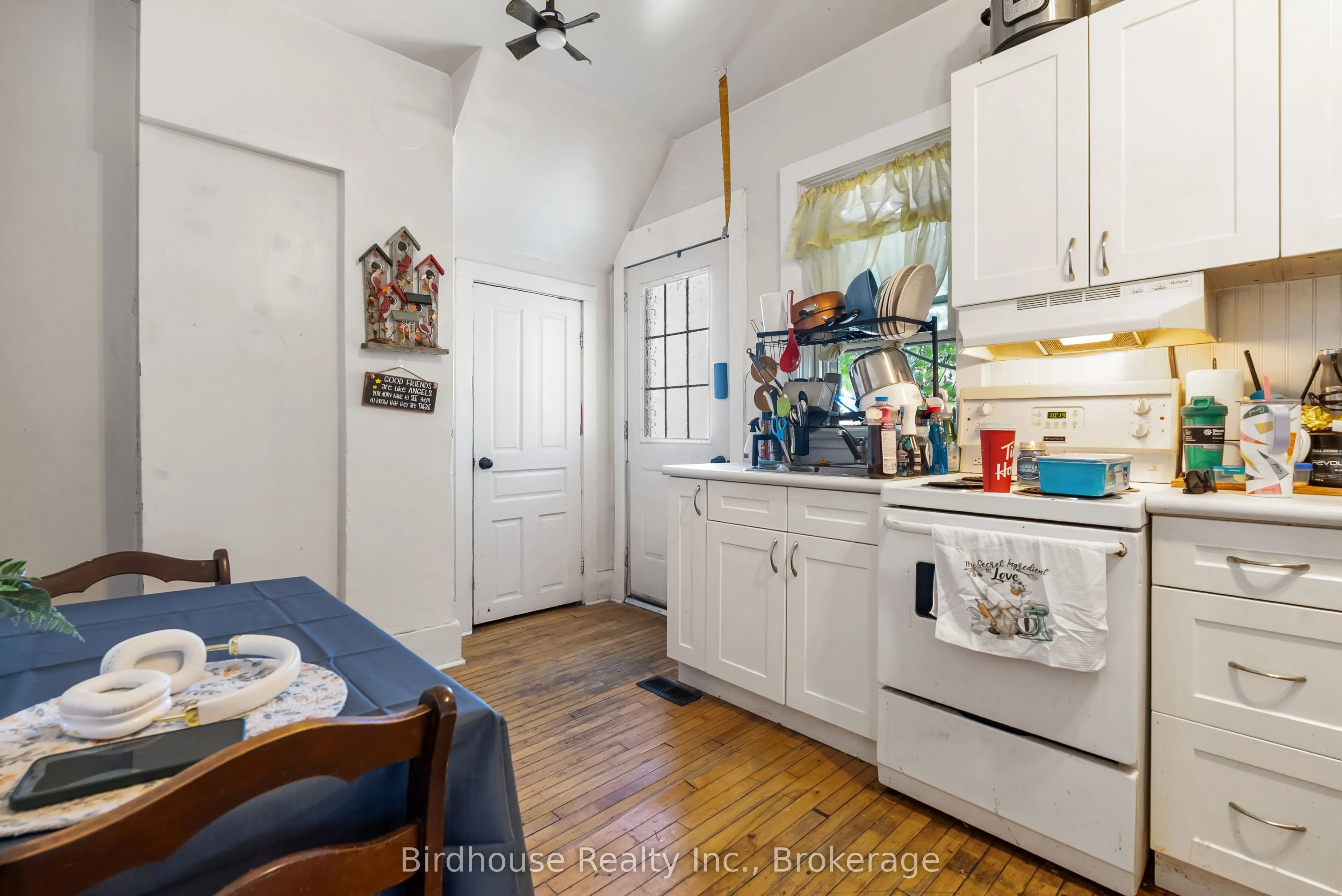 99 Durham Street W