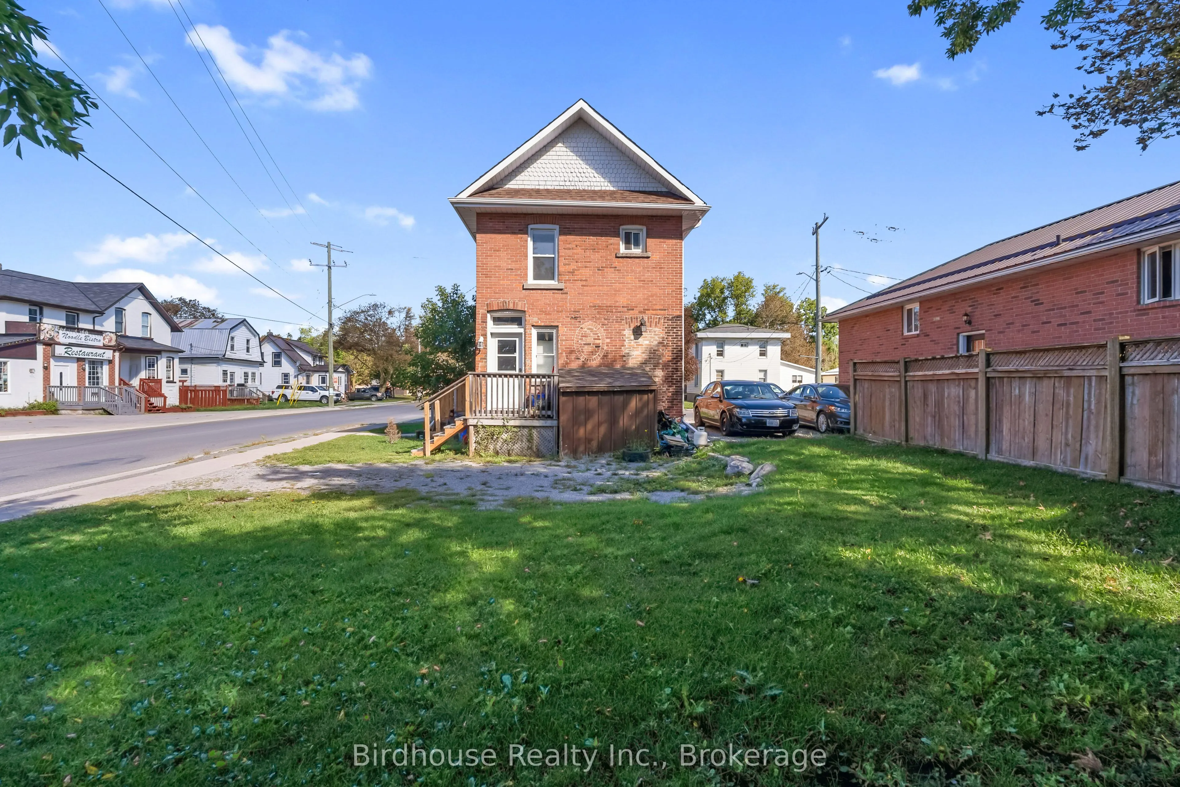 99 Durham Street W