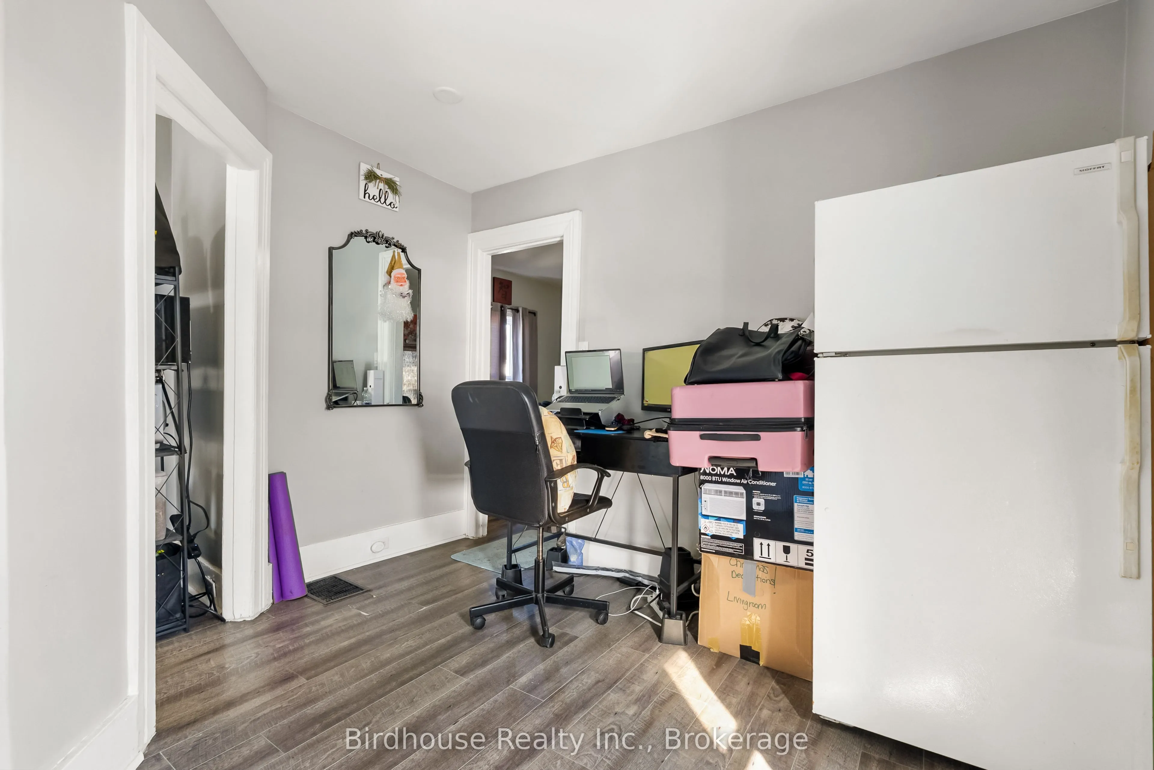 99 Durham Street W