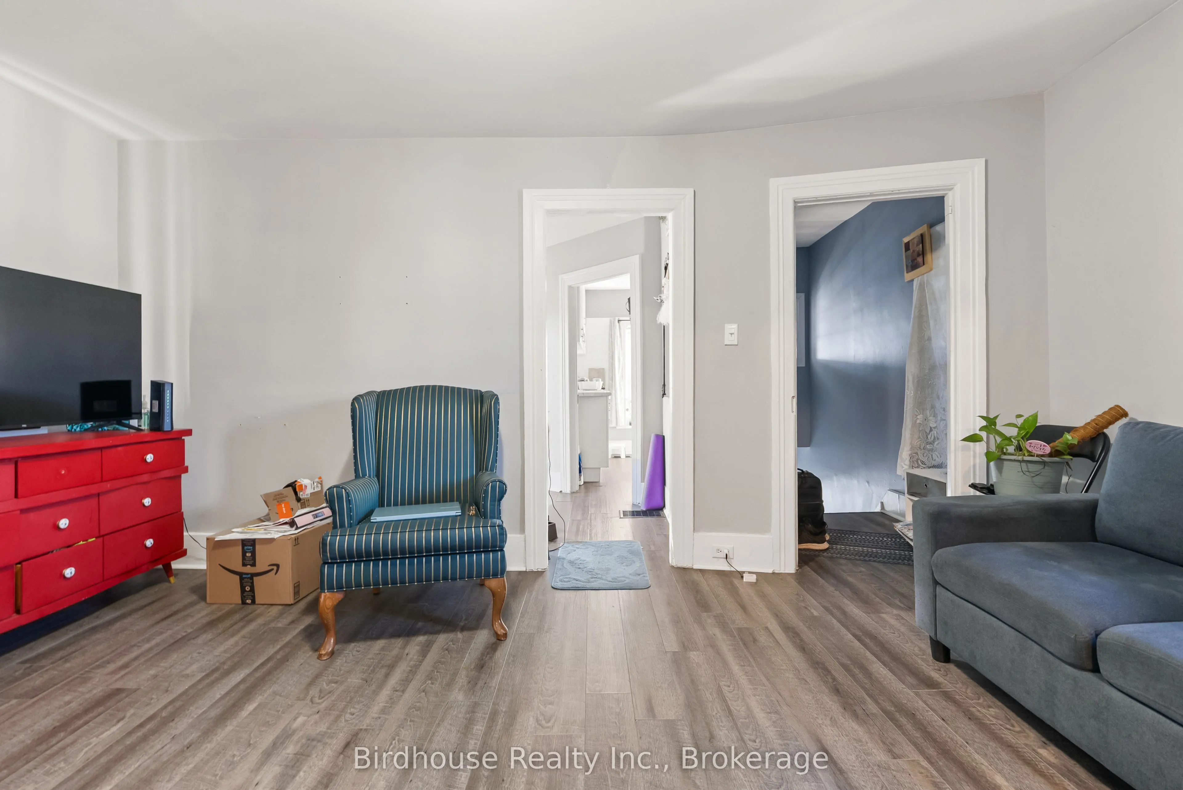 99 Durham Street W