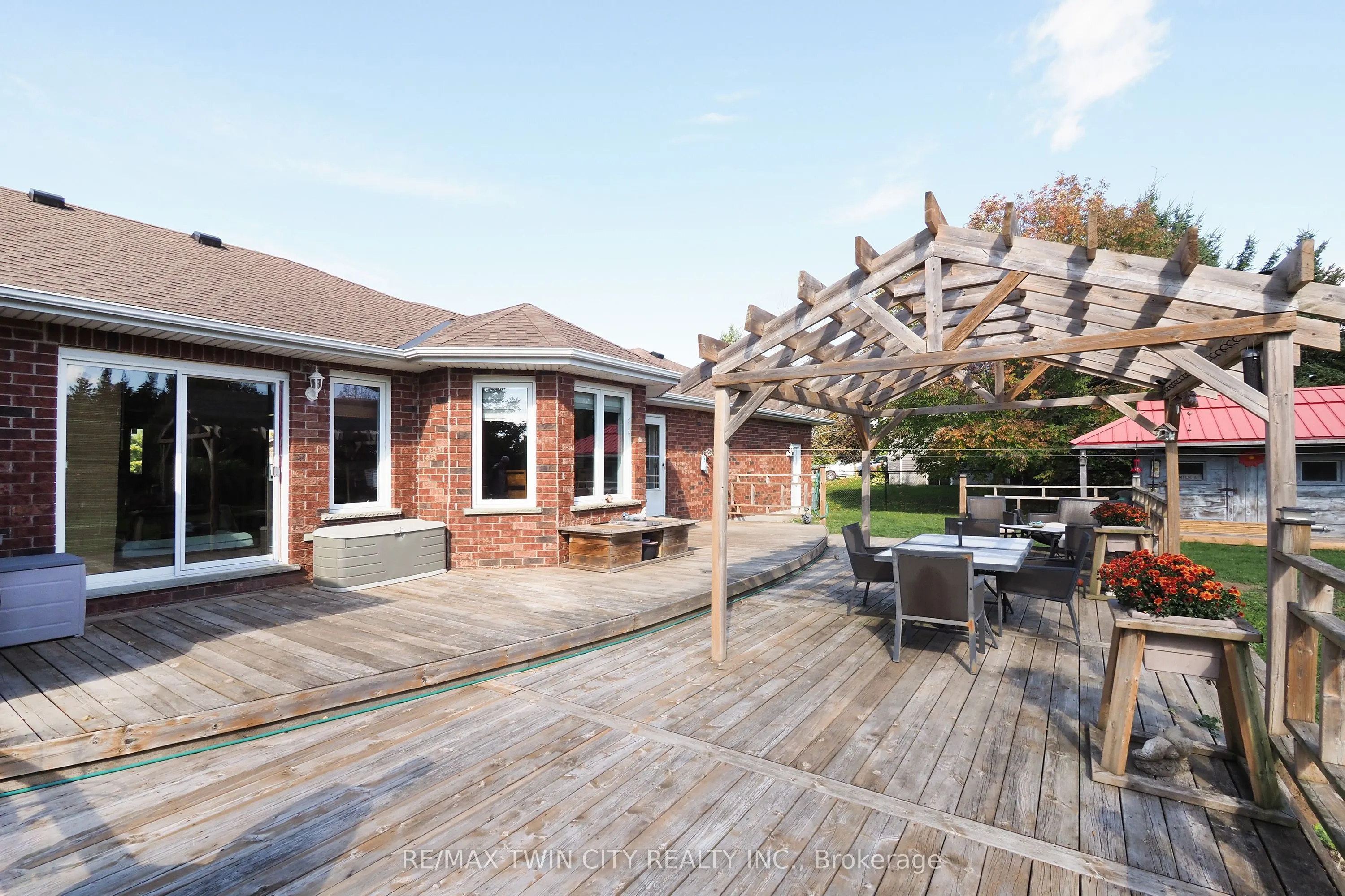 30 Nesbitt Street
