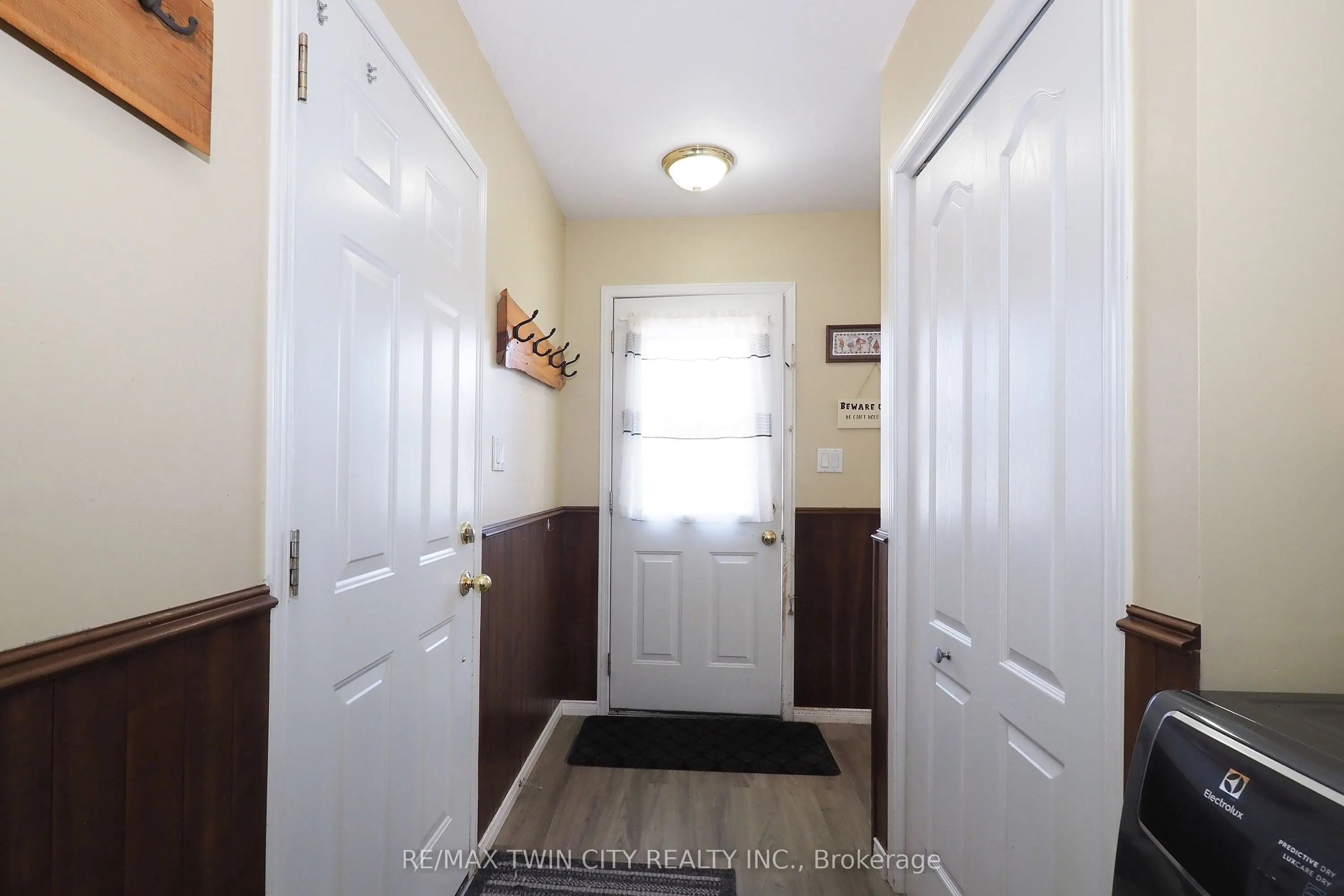30 Nesbitt Street