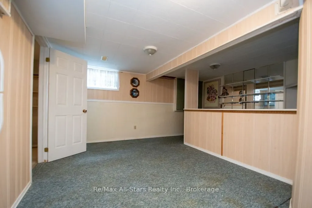 41 Cedartree Lane