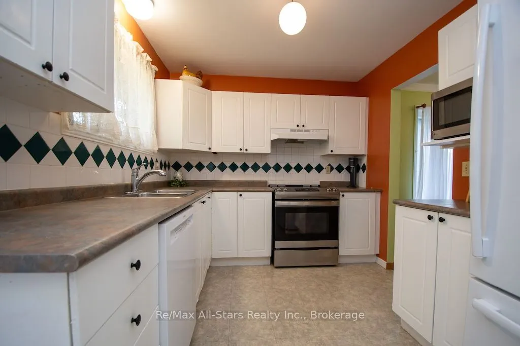 41 Cedartree Lane