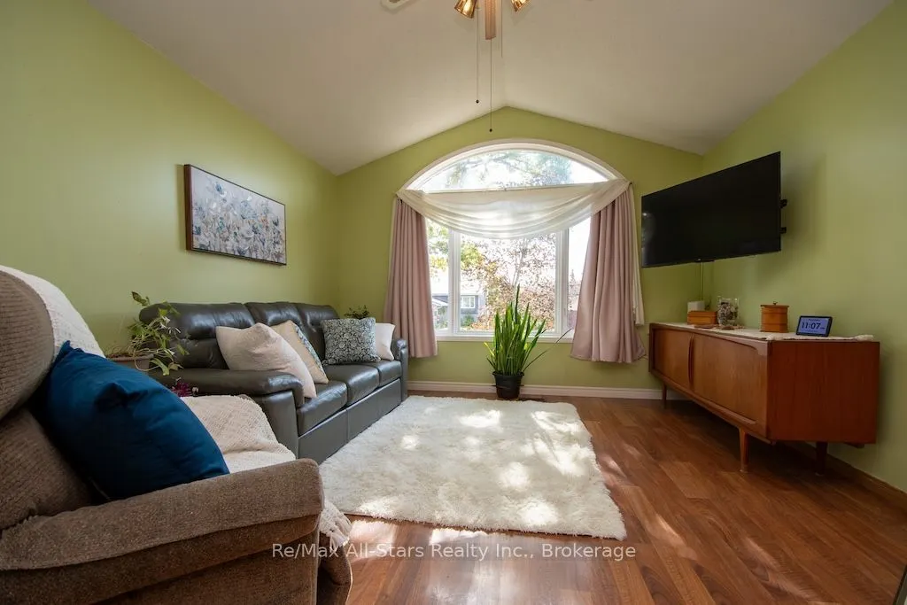 41 Cedartree Lane