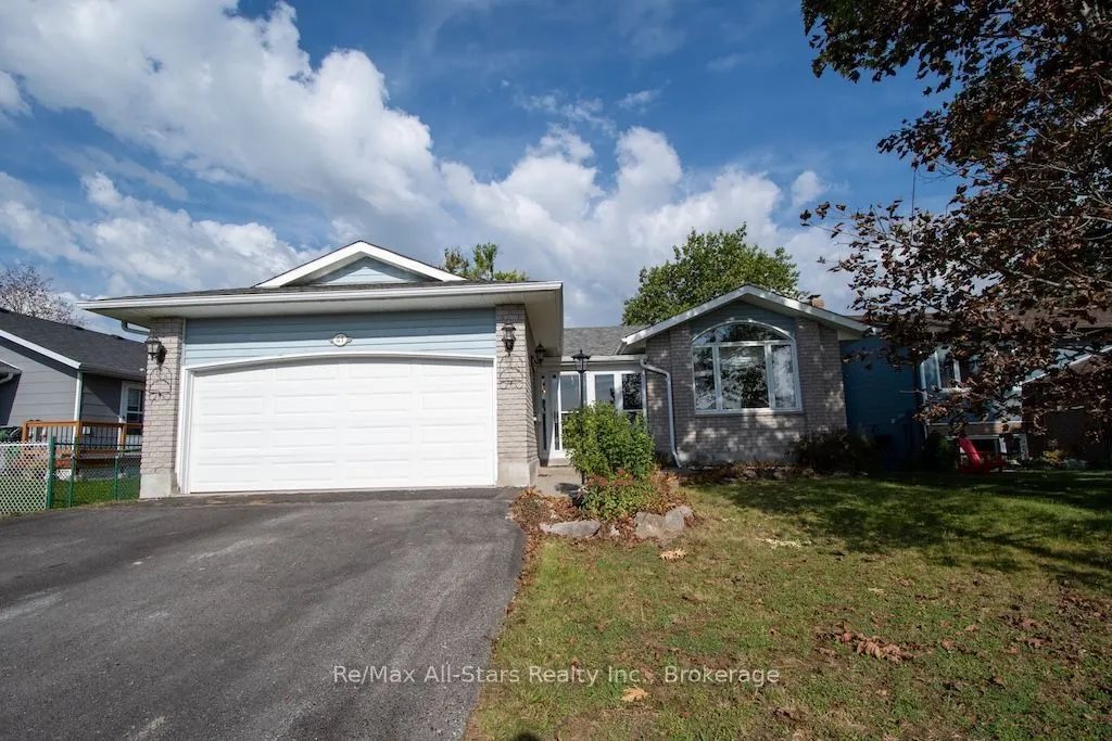 41 Cedartree Lane