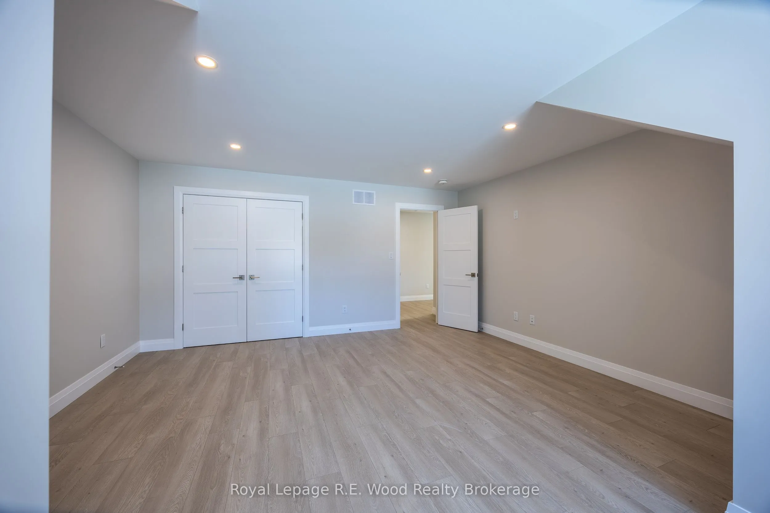 9 Greenhill Drive