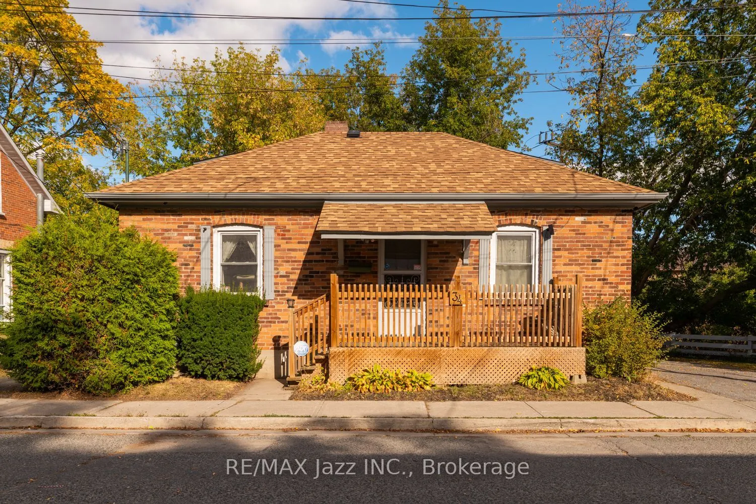 34 Jackson Avenue