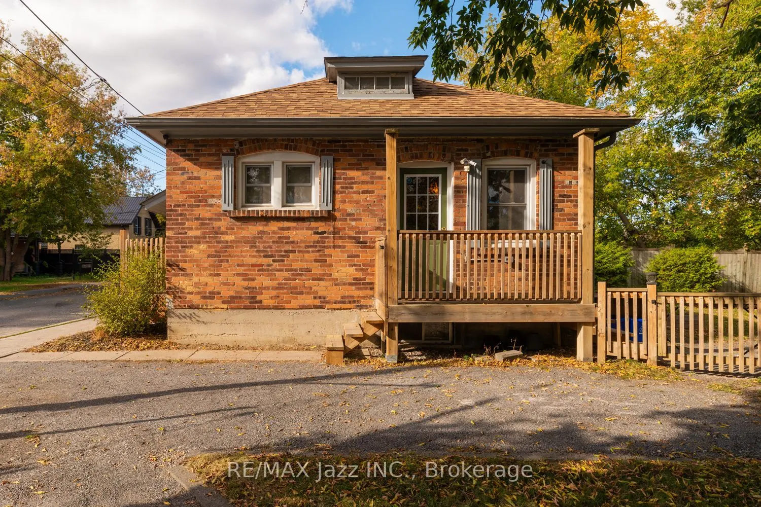 34 Jackson Avenue