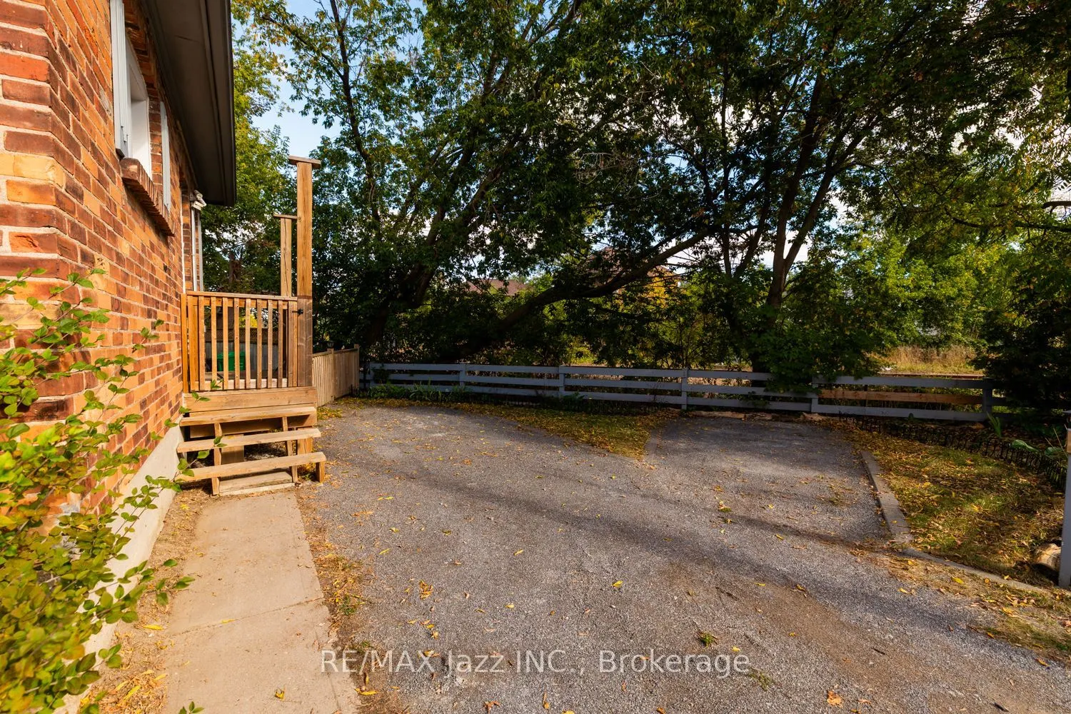 34 Jackson Avenue