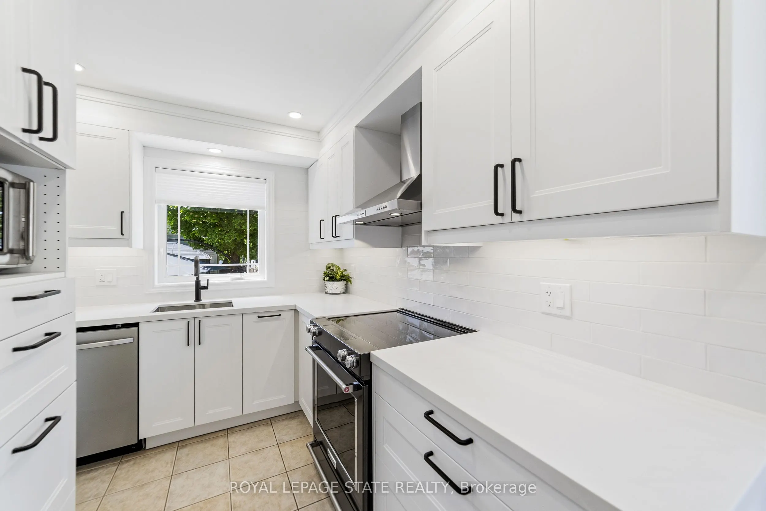242 Upper Mount Albion Road #13