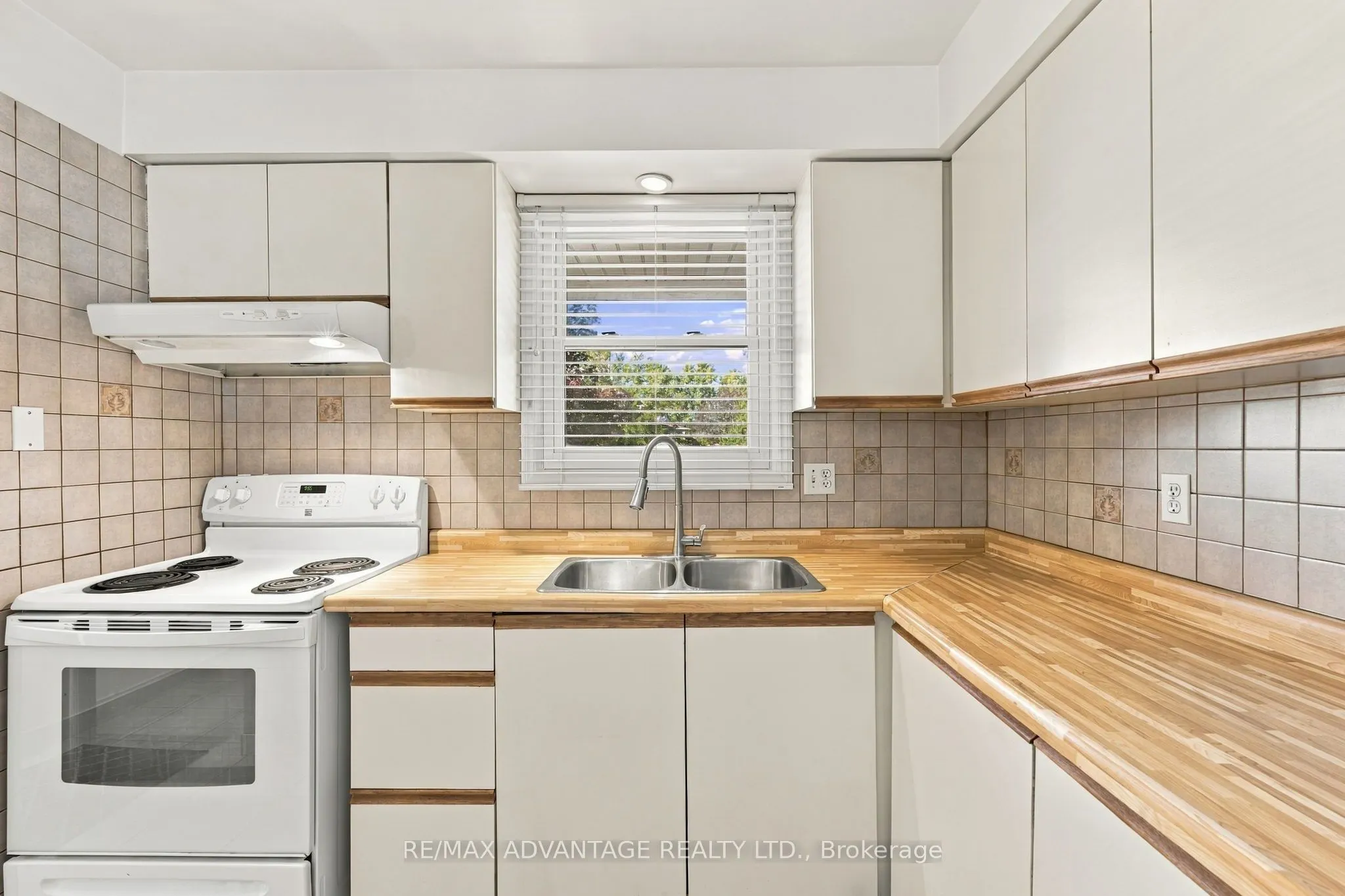 15 Cheswick Circle