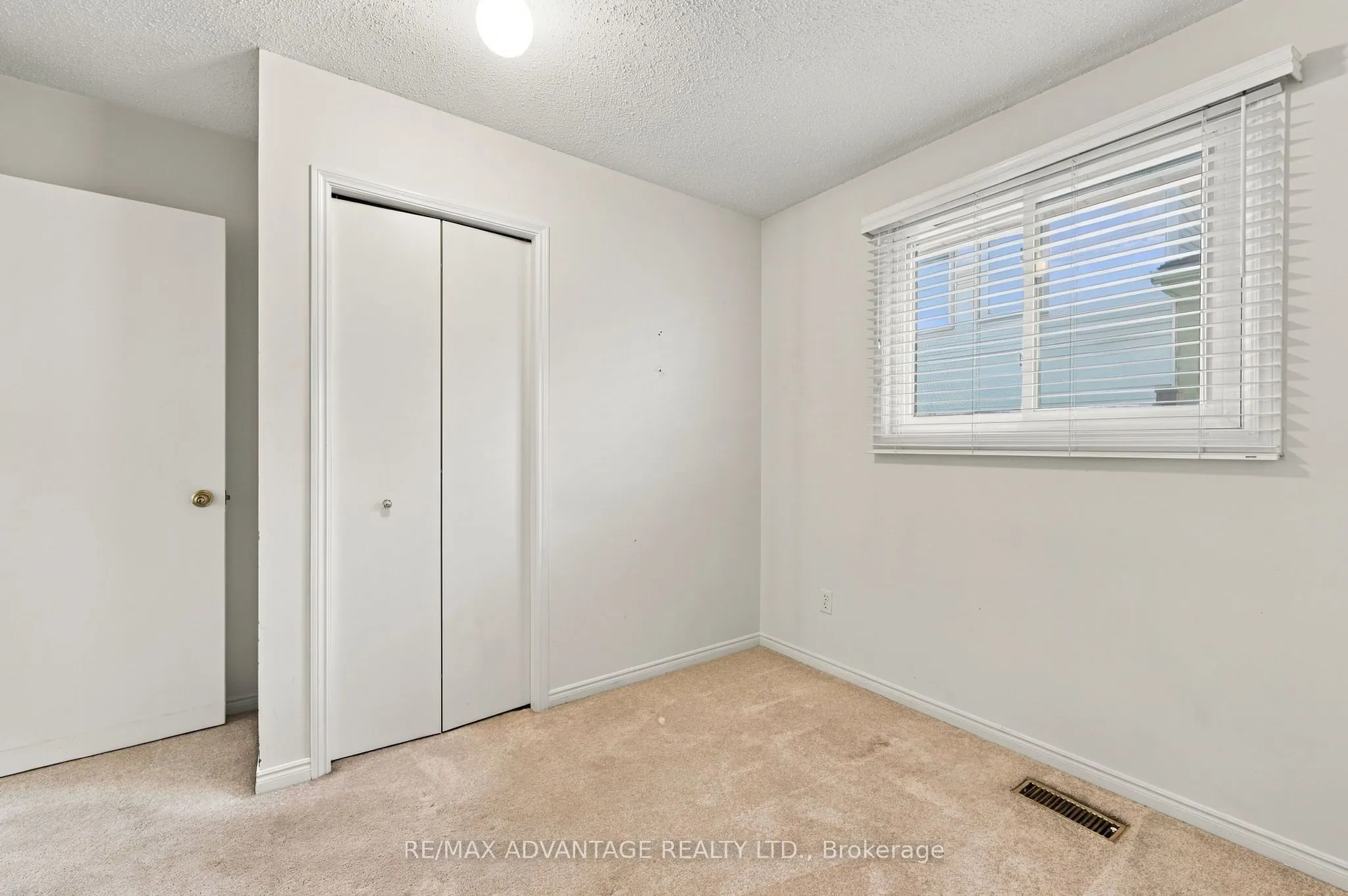 15 Cheswick Circle