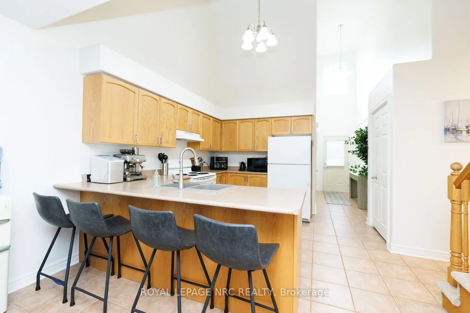 399 Autumn Crescent