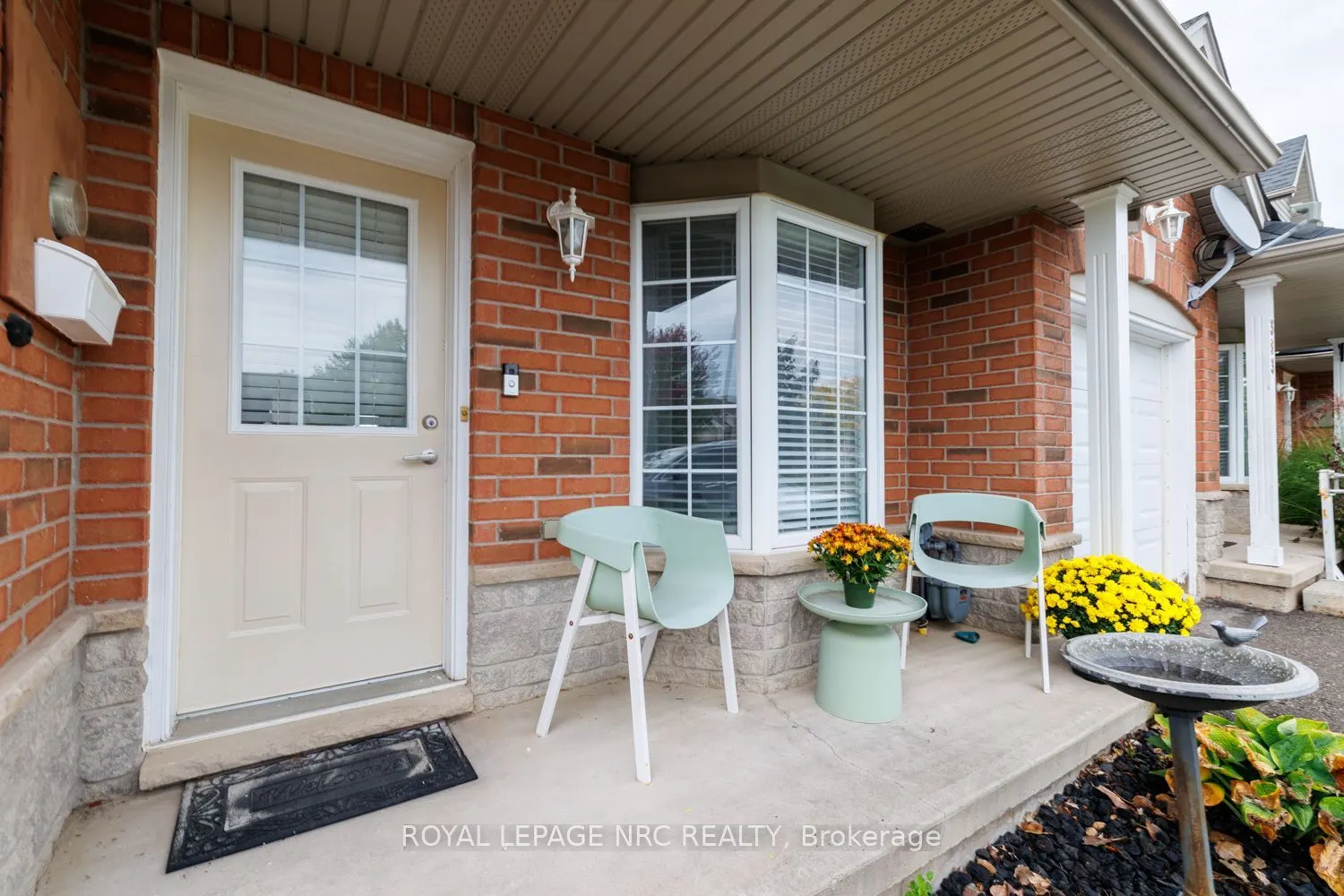 399 Autumn Crescent