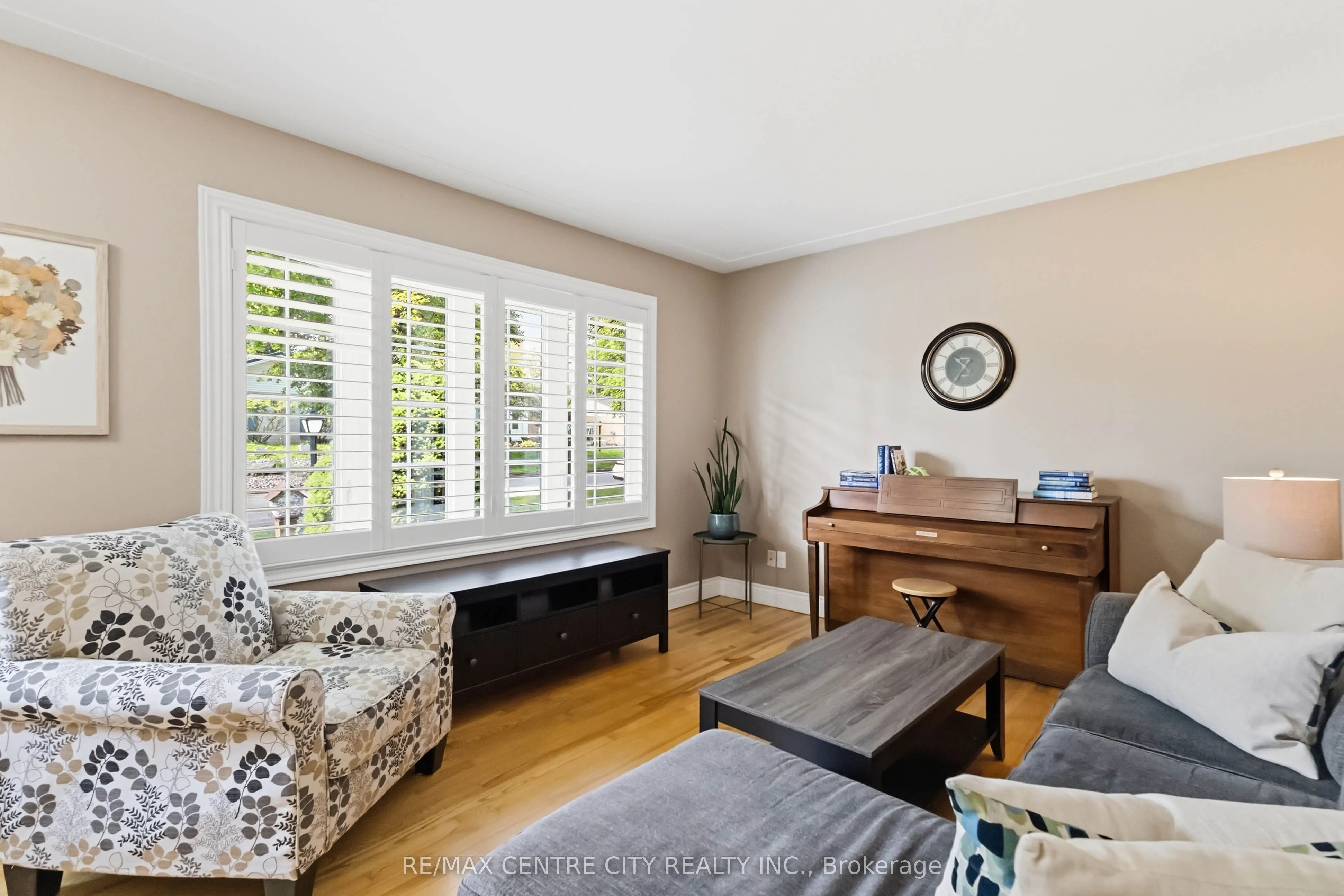 639 Dunboyne Crescent