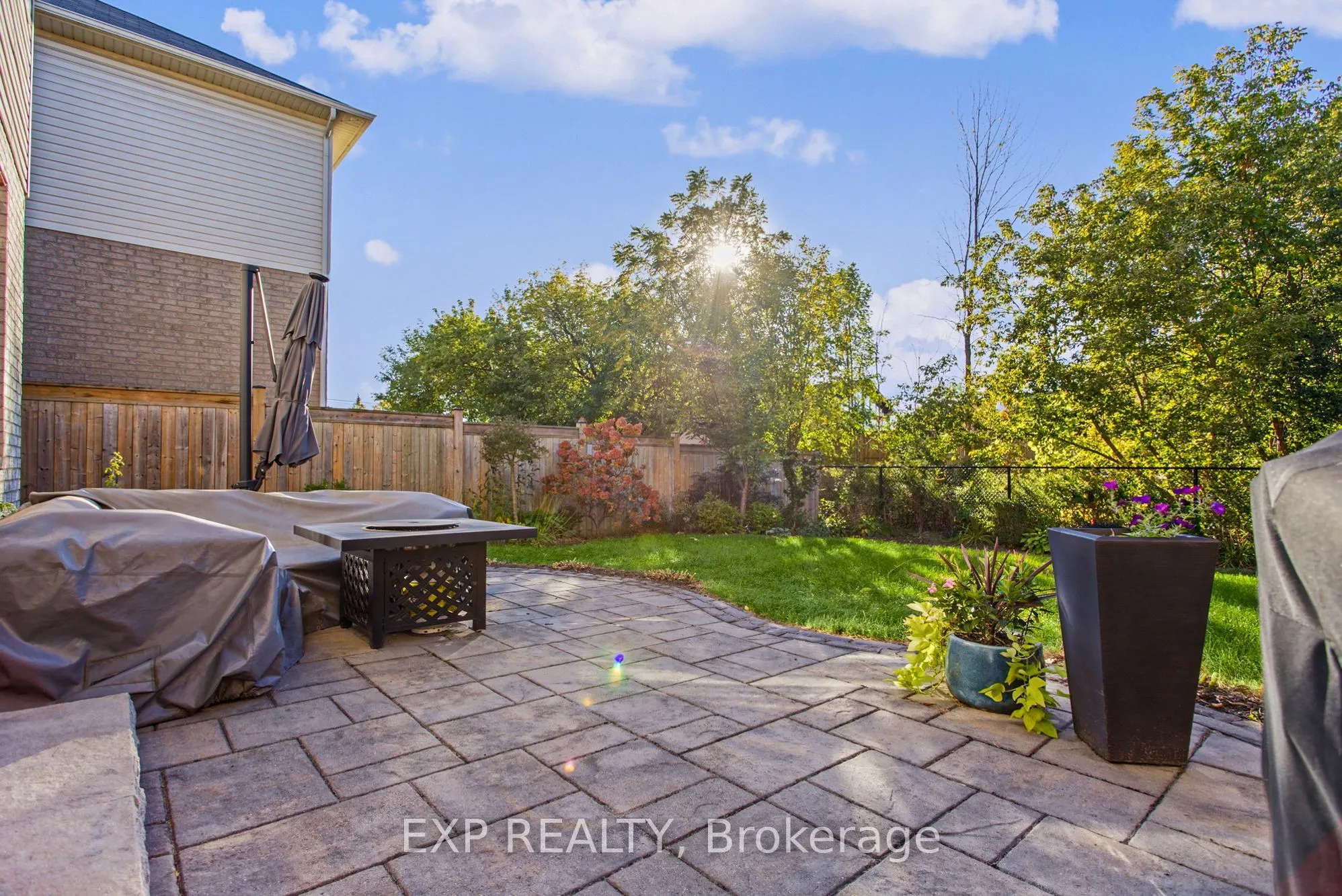 7 Lampman Drive