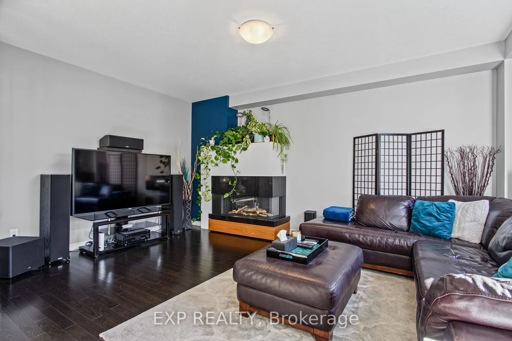 7 Lampman Drive