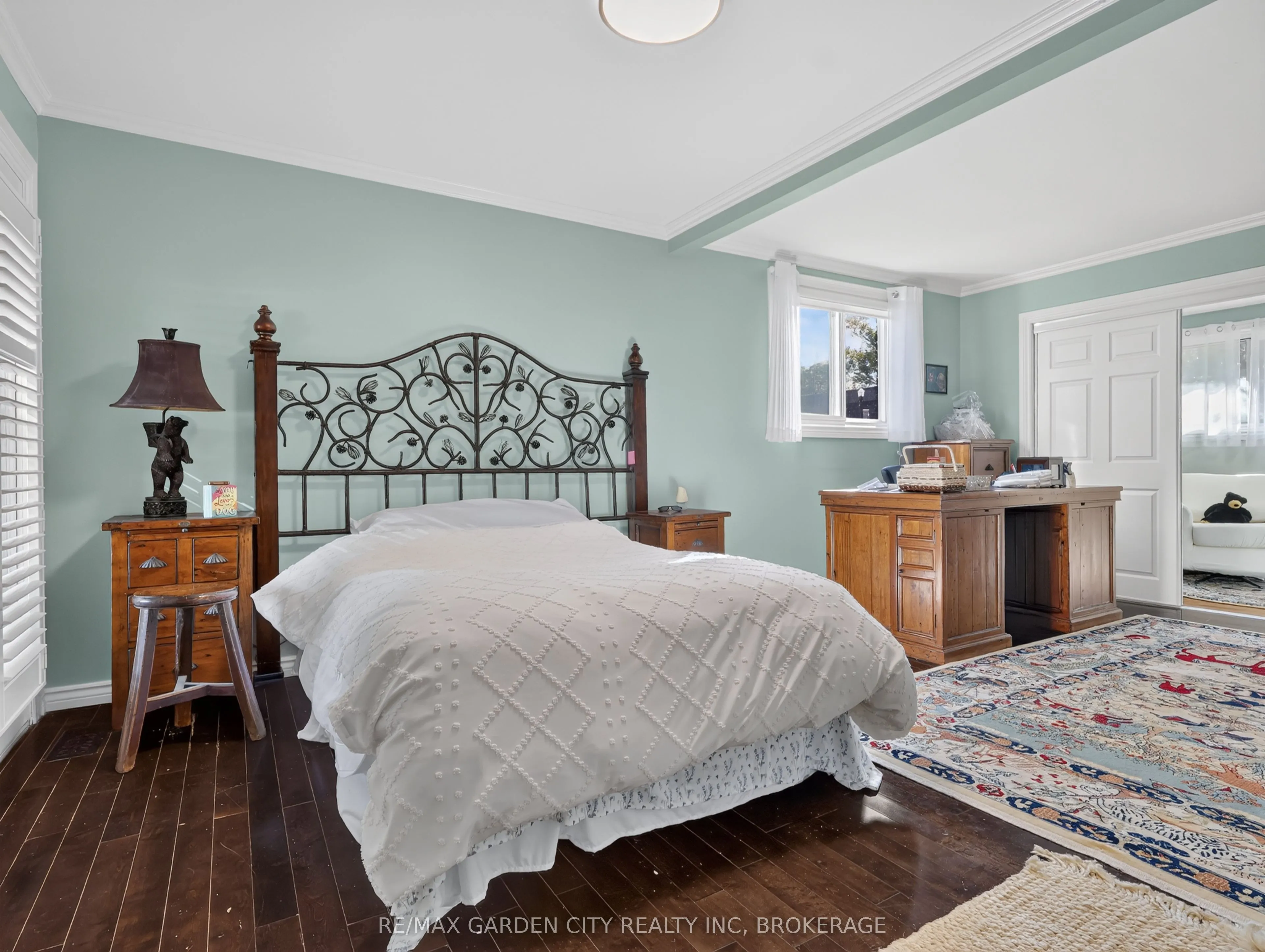 3785 Nineteenth Street