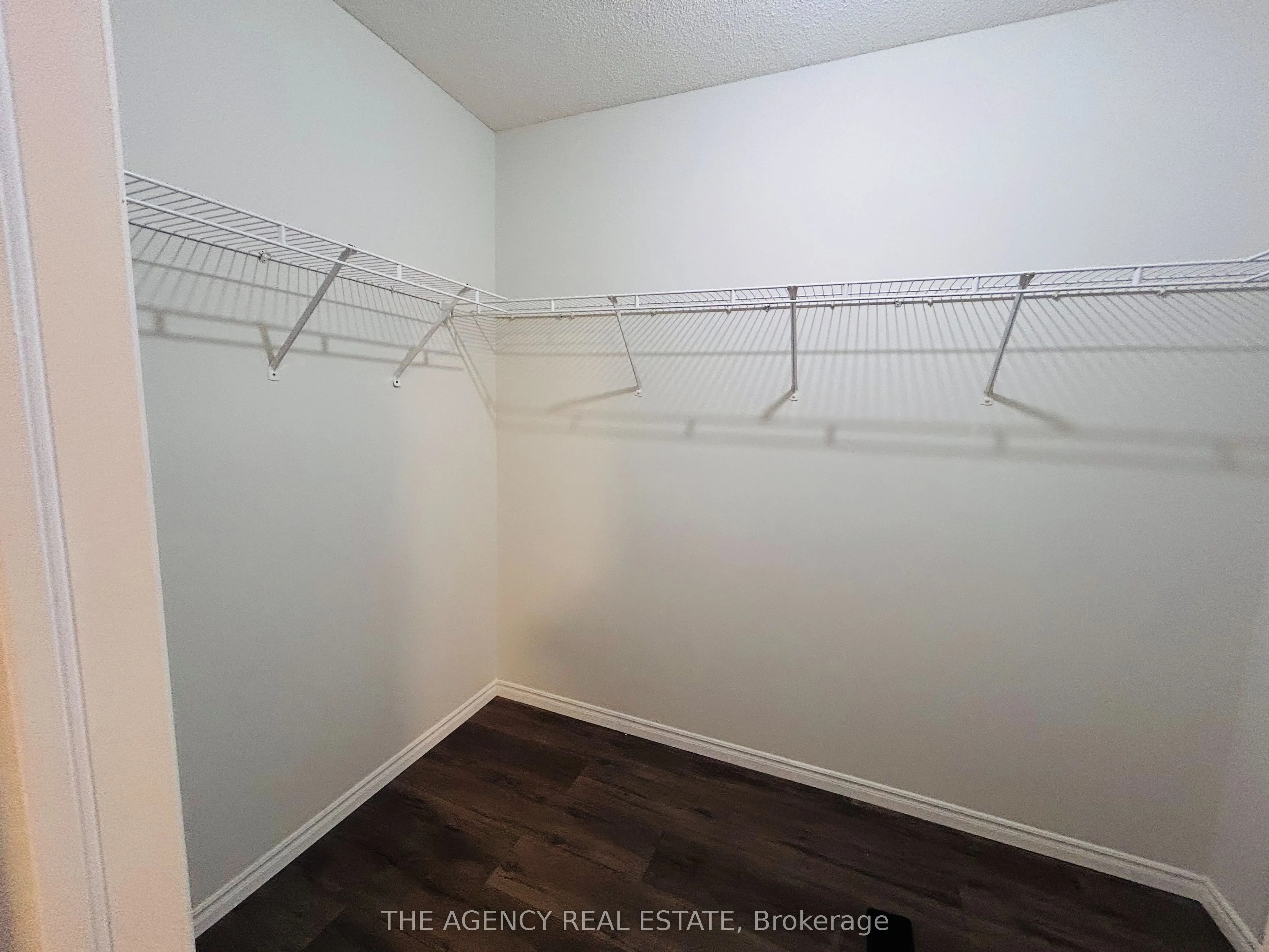 185 North Centre Road #4