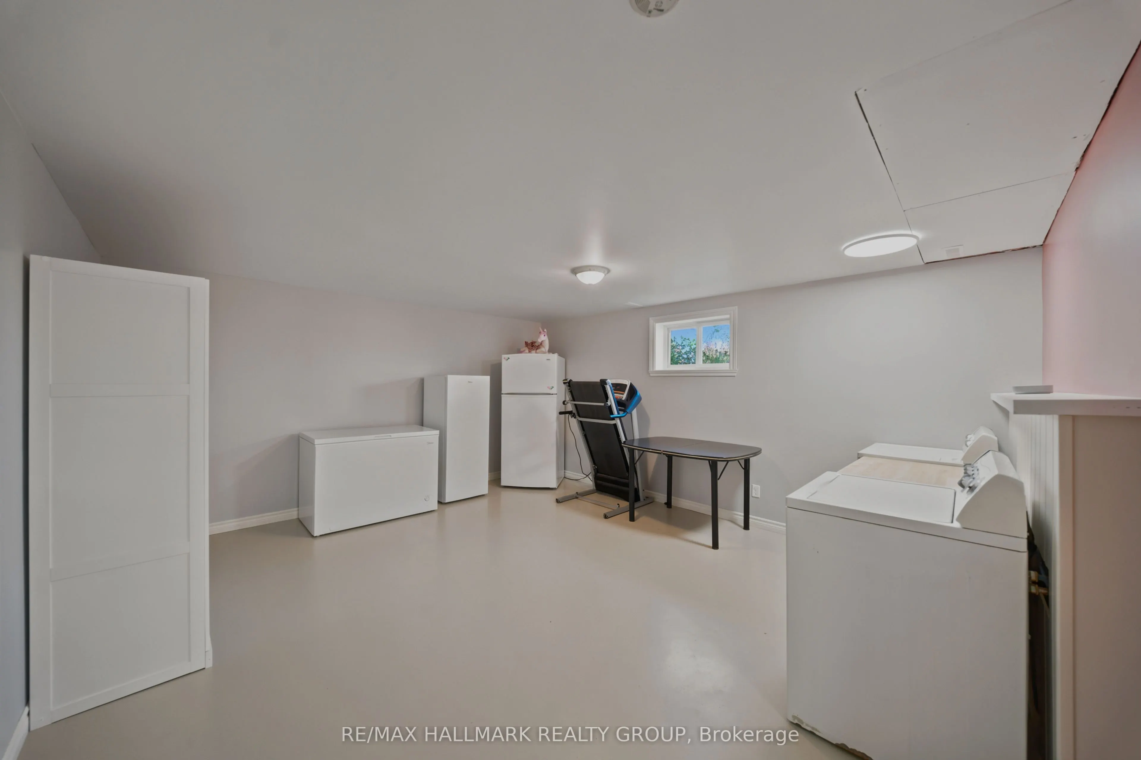 321 Concession Road 2