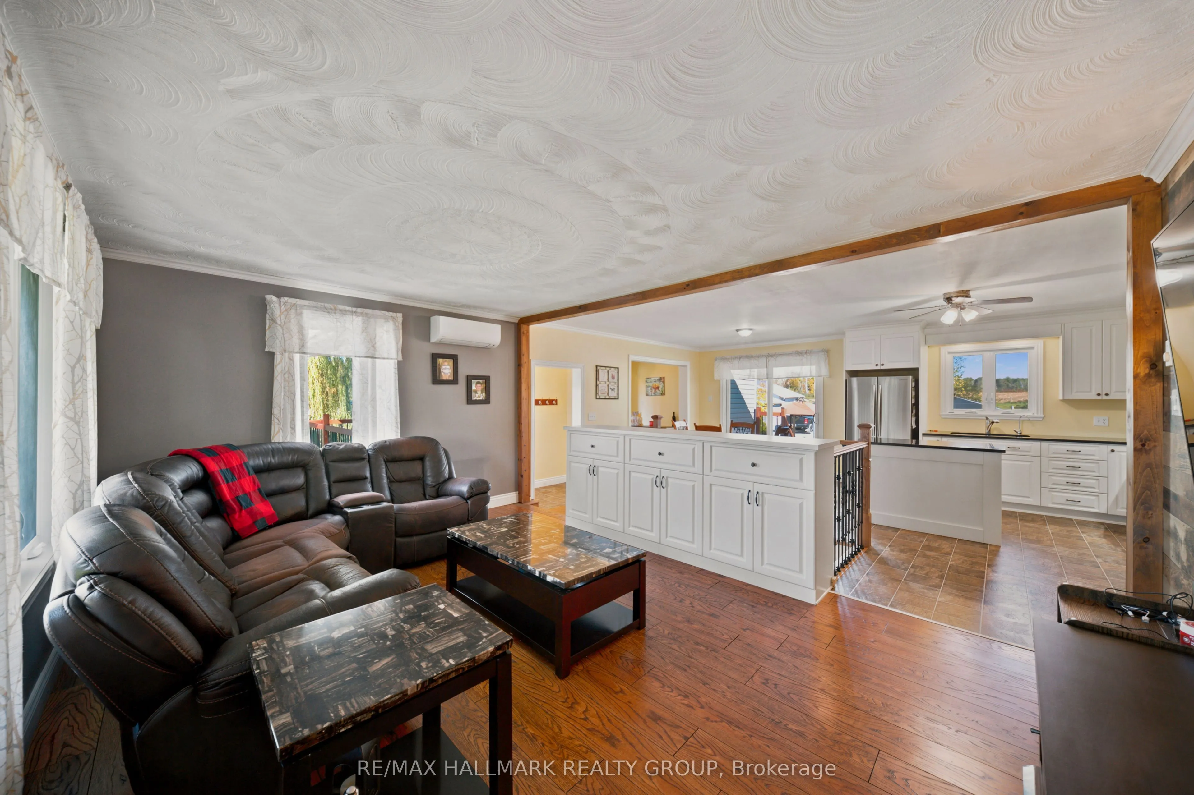 321 Concession Road 2