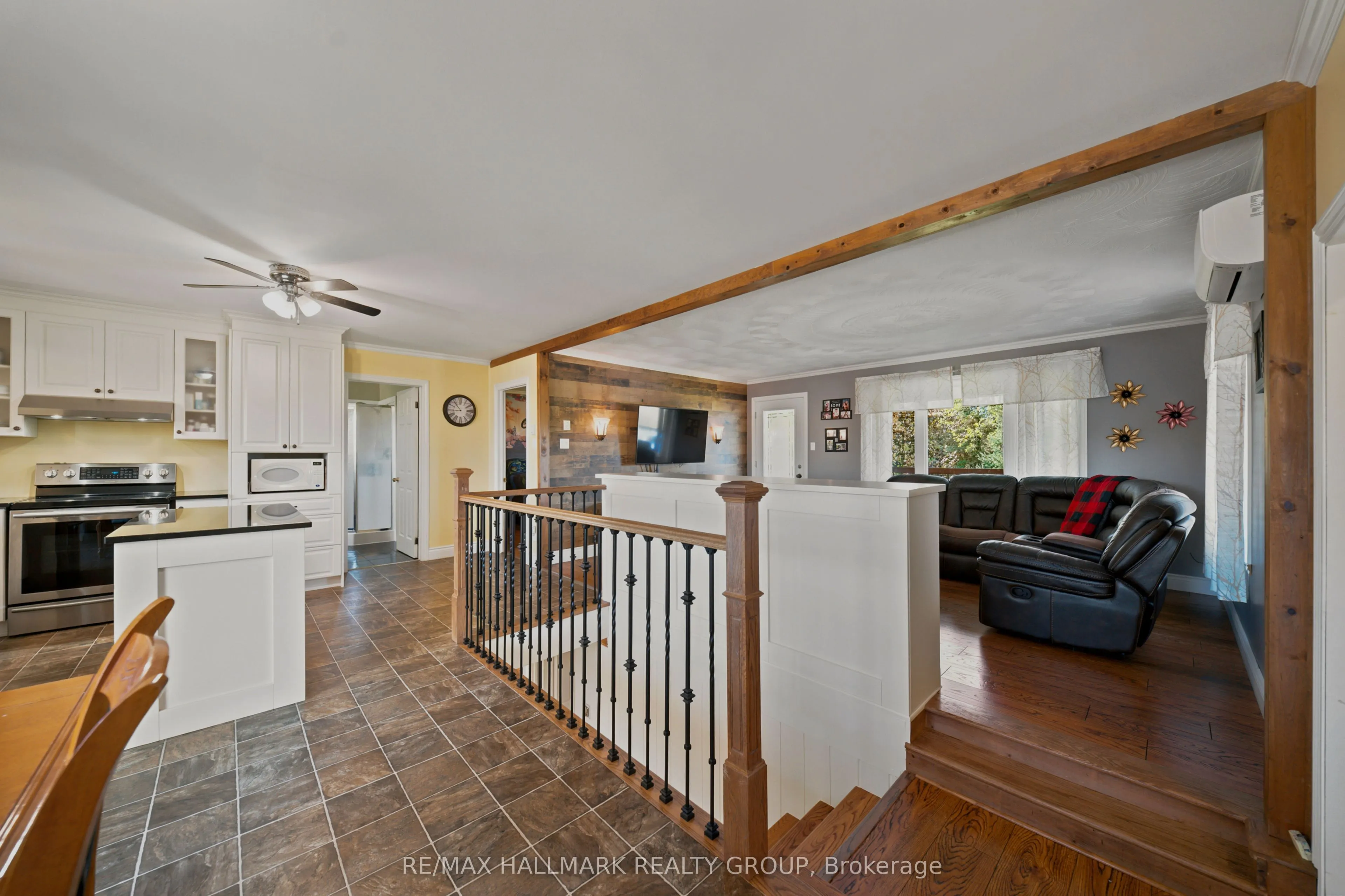 321 Concession Road 2