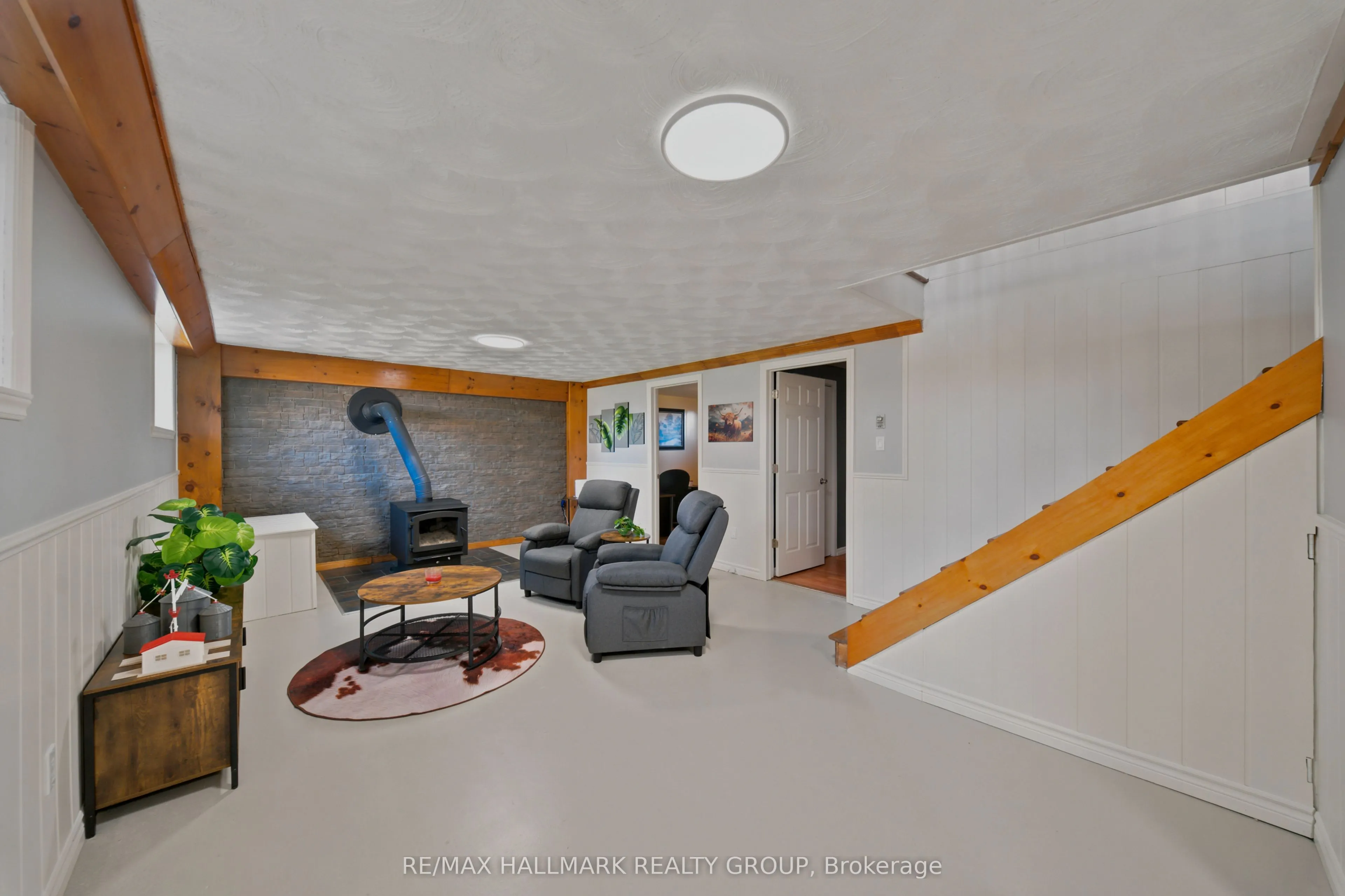 321 Concession Road 2