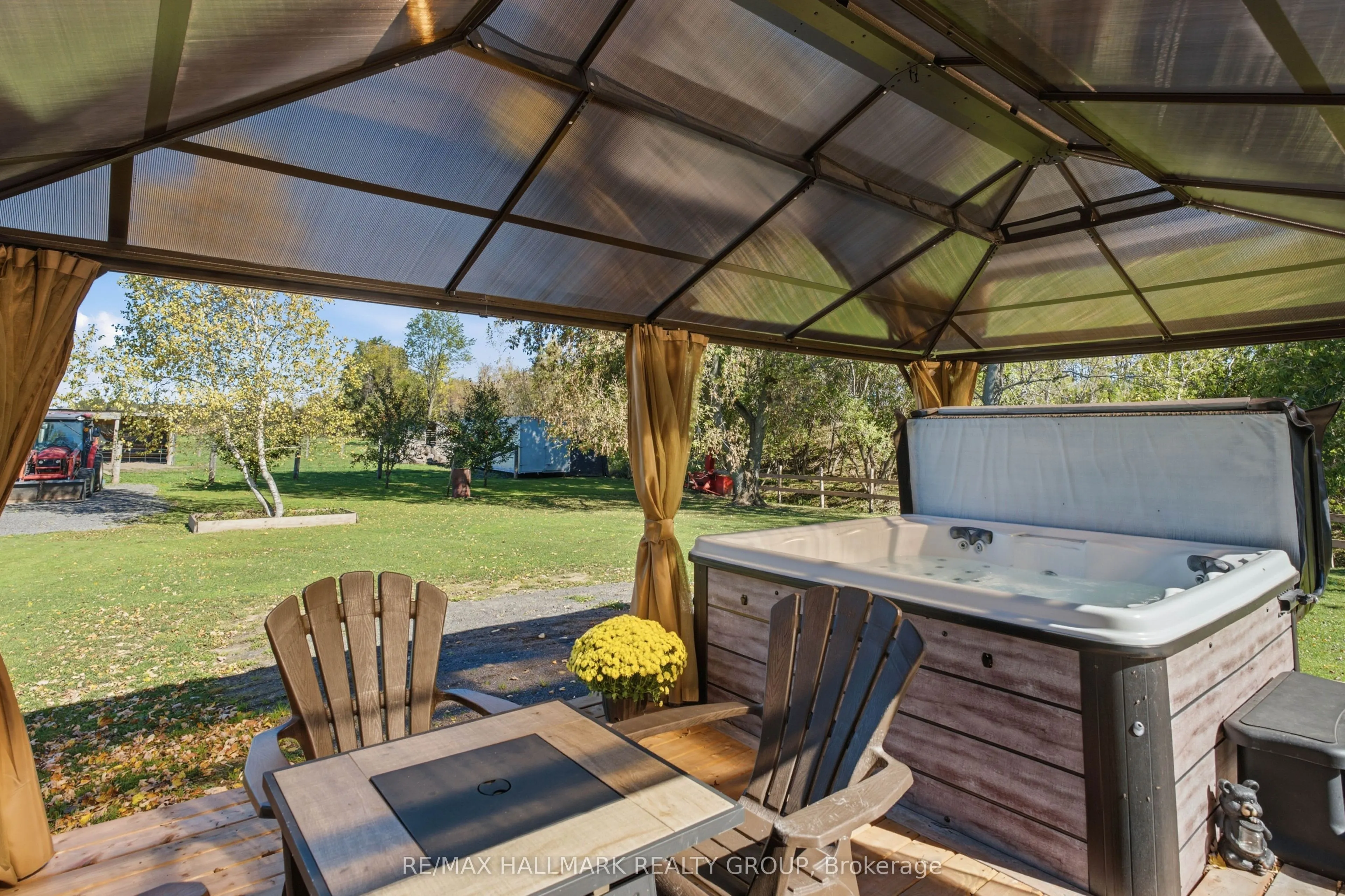 321 Concession Road 2