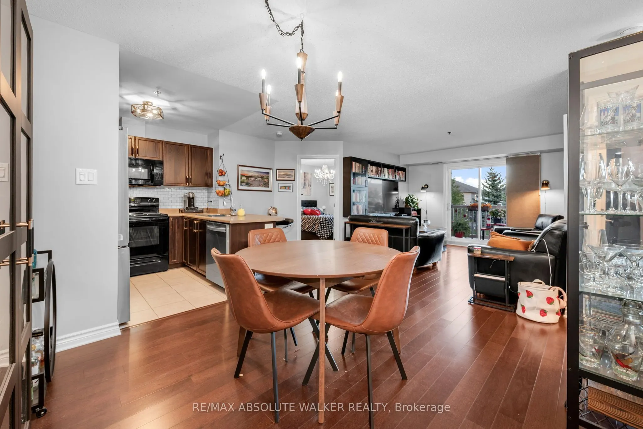 151 Potts Private #208