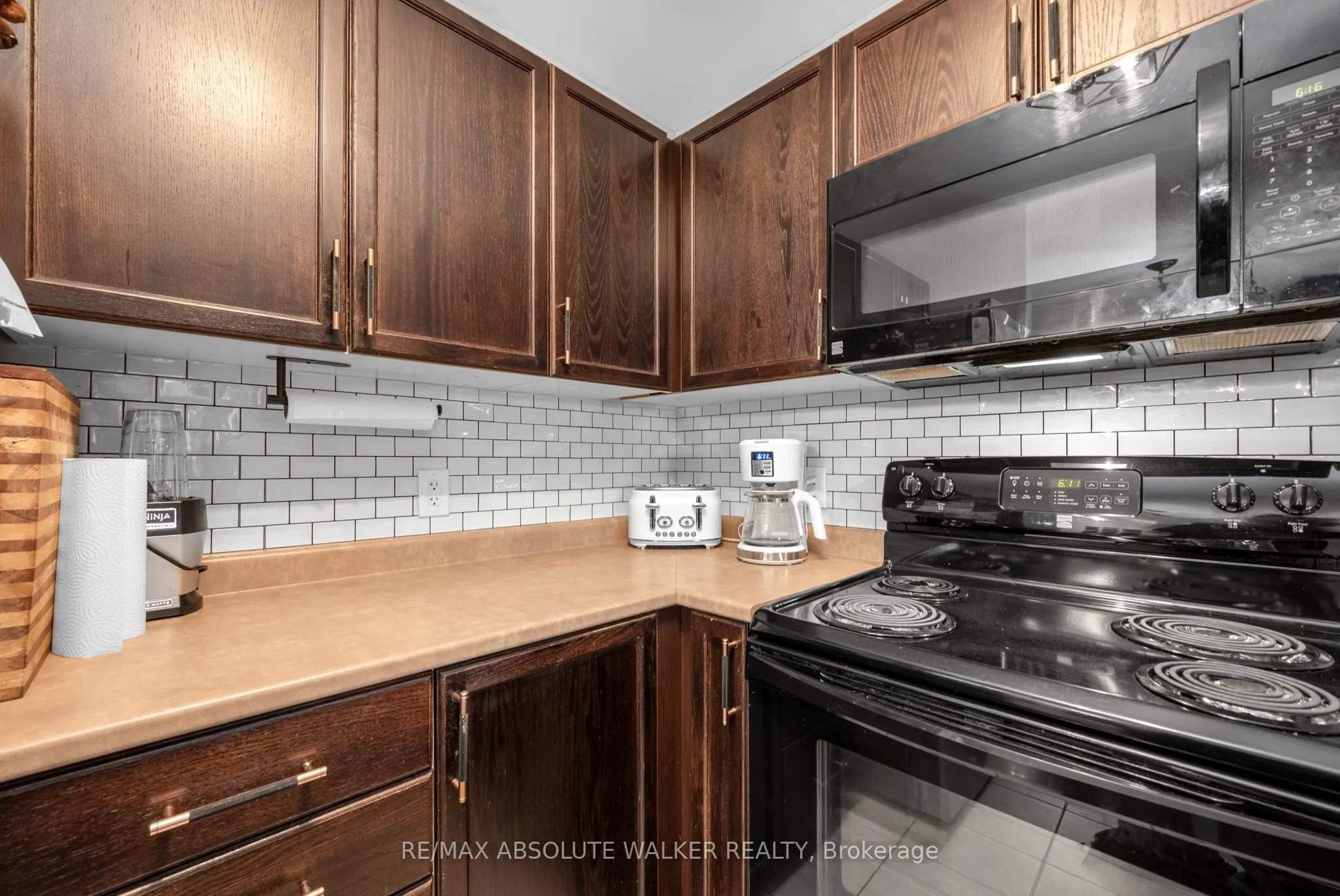 151 Potts Private #208