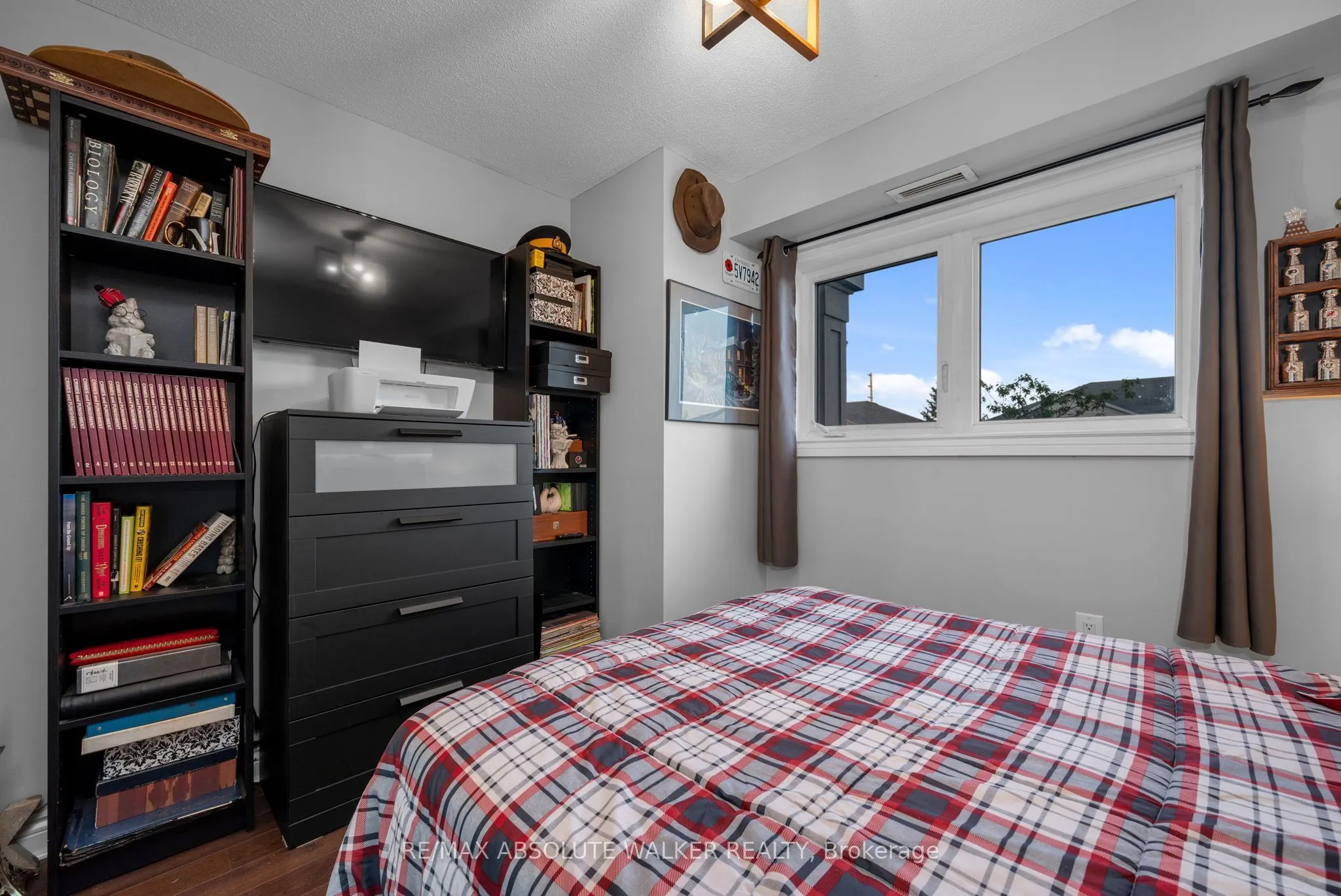 151 Potts Private #208