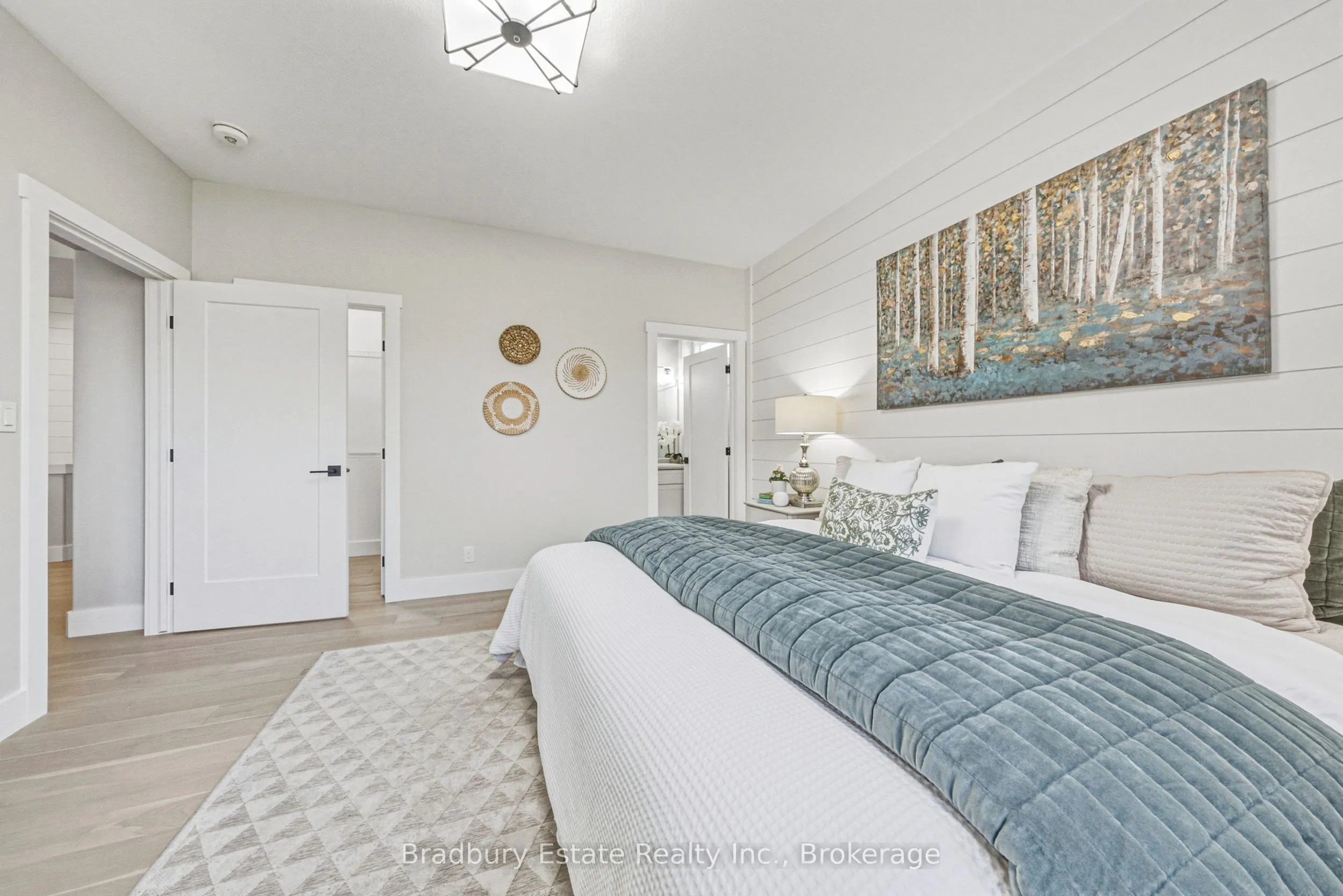 24 Craddock Boulevard #23