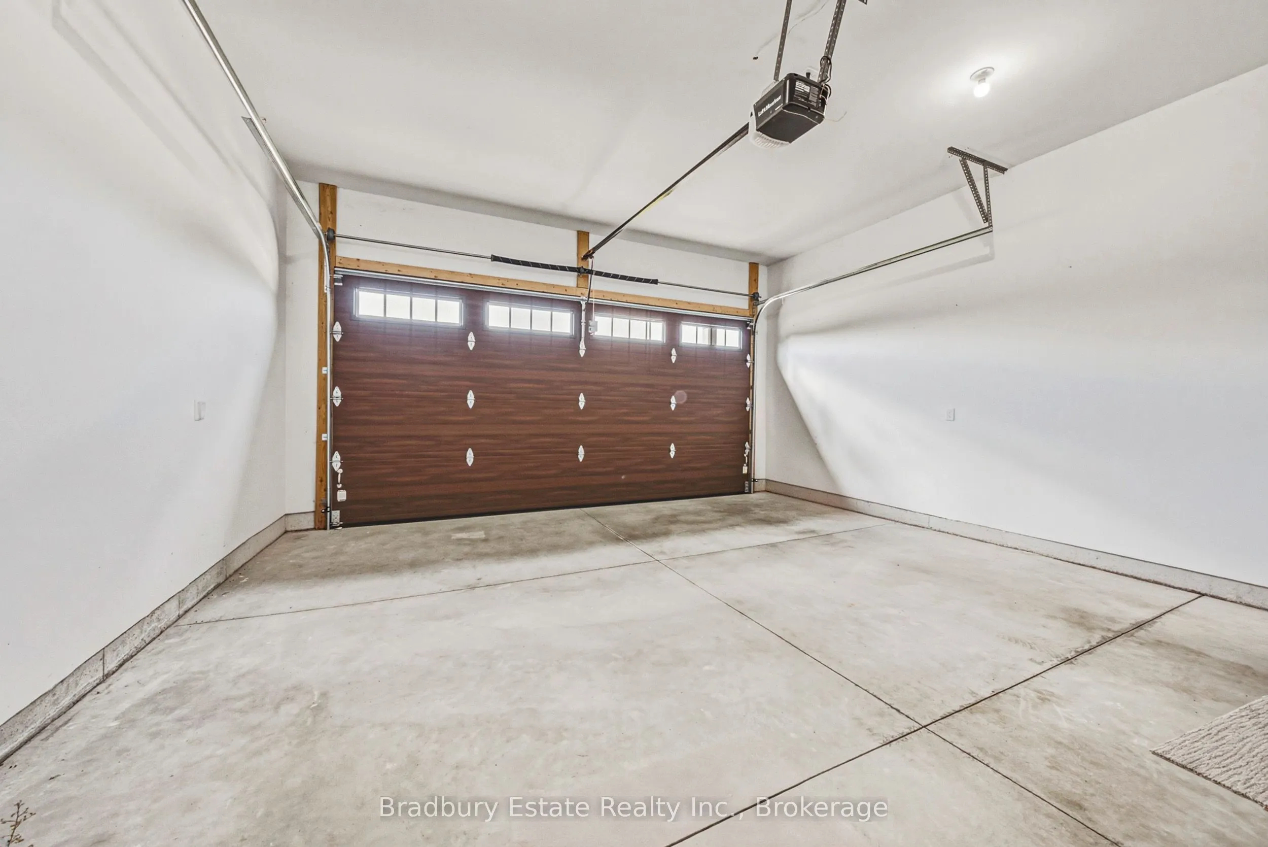 24 Craddock Boulevard #23