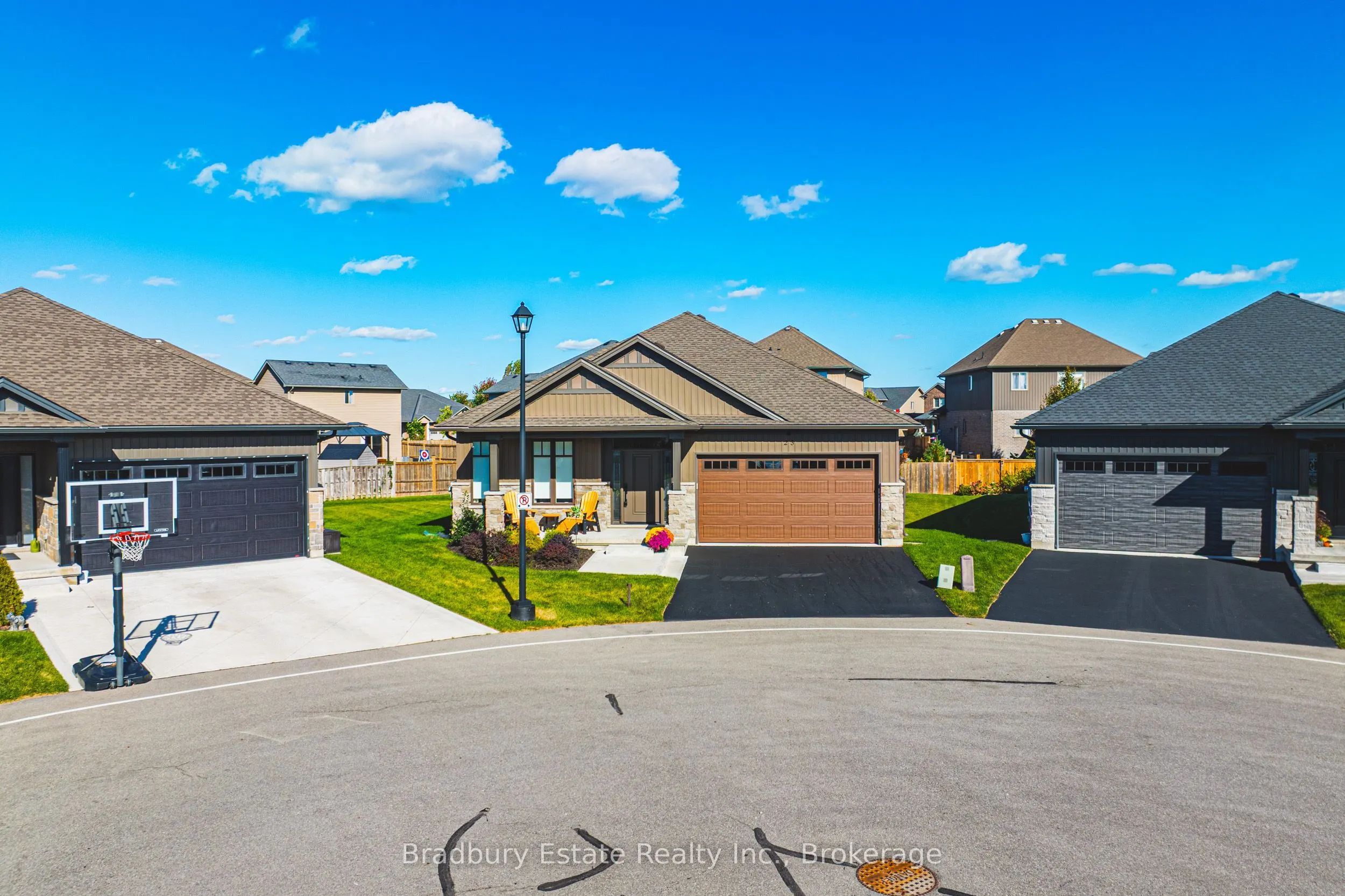 24 Craddock Boulevard #23