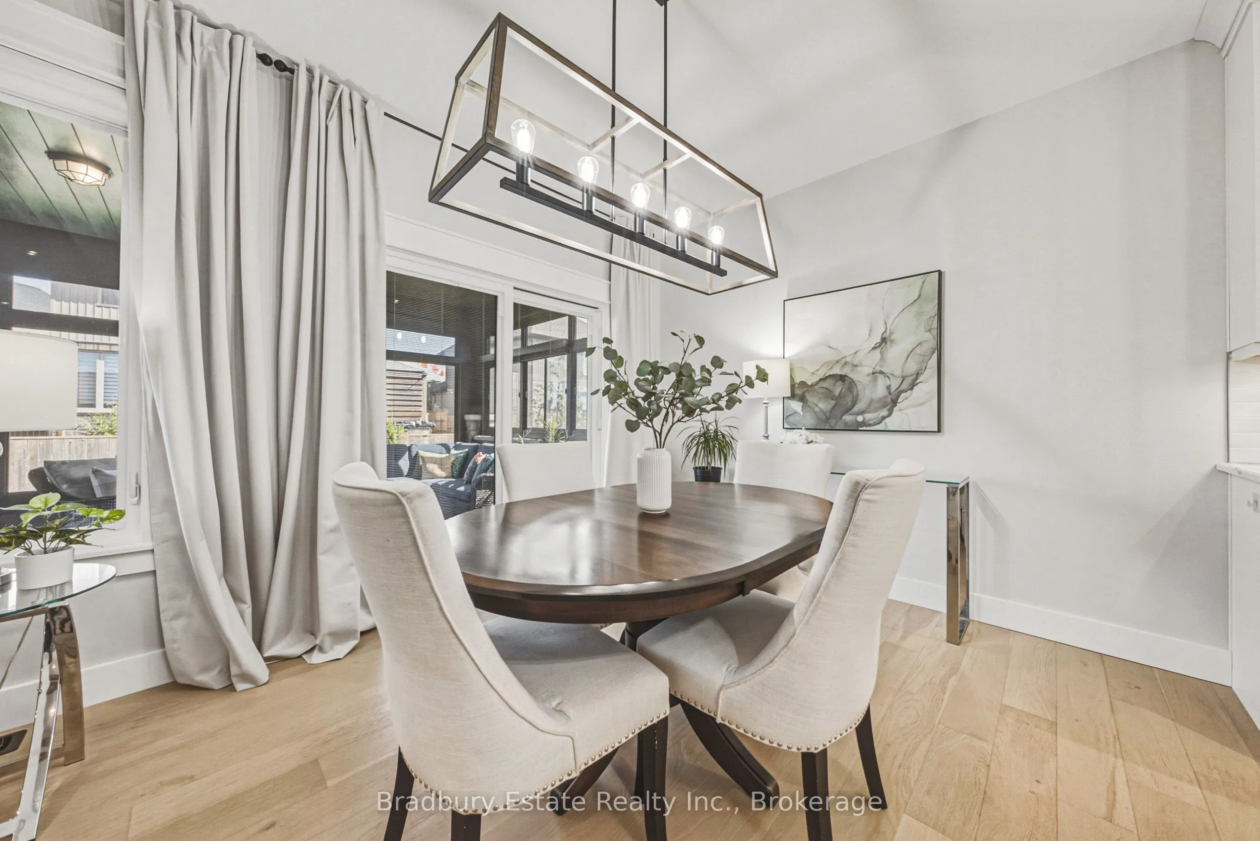 24 Craddock Boulevard #23
