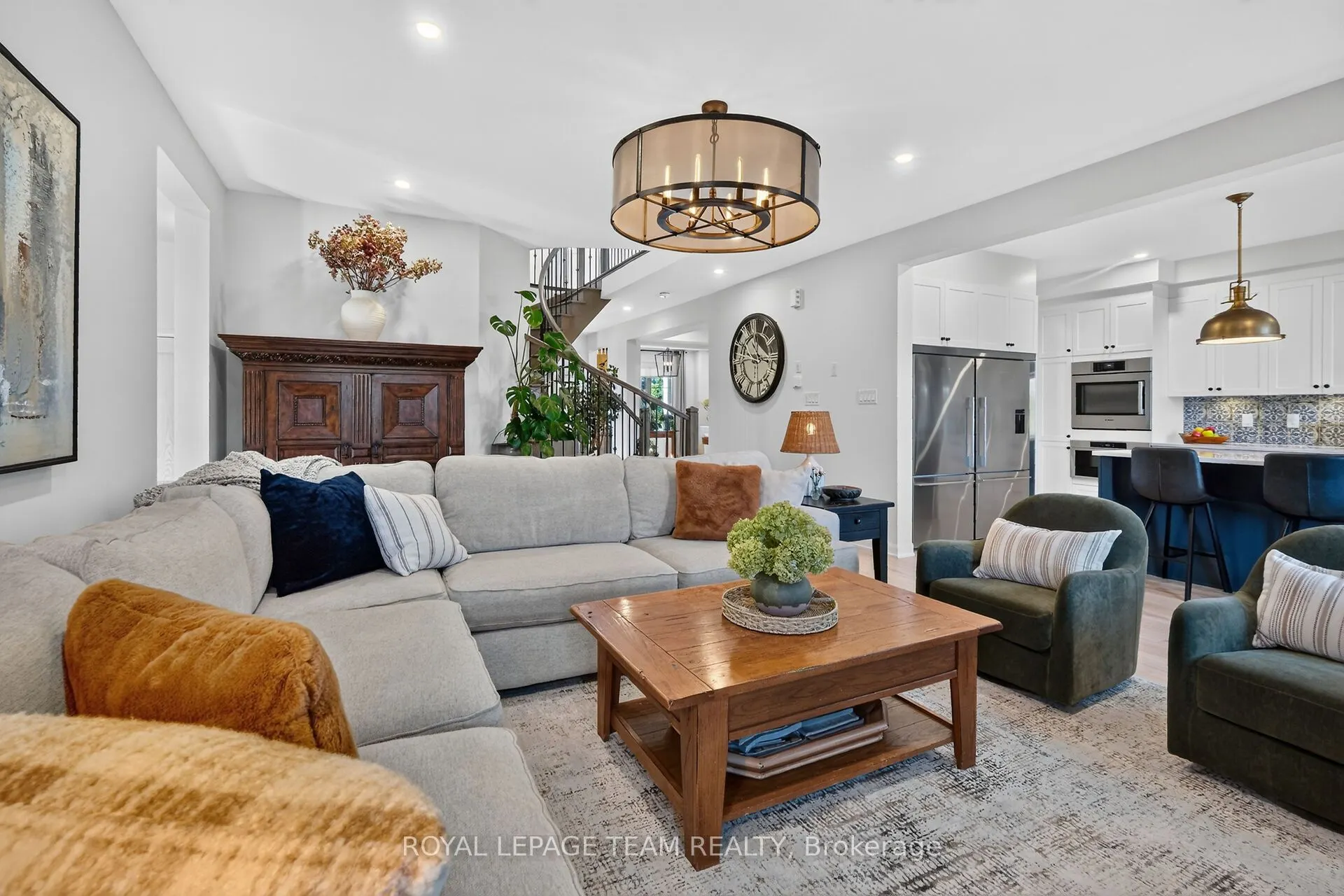 719 Coast Circle