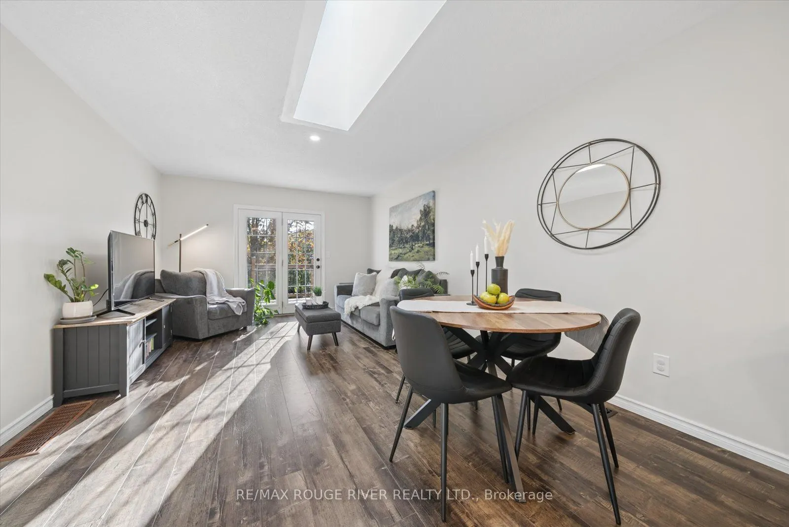 10 Talbot Drive
