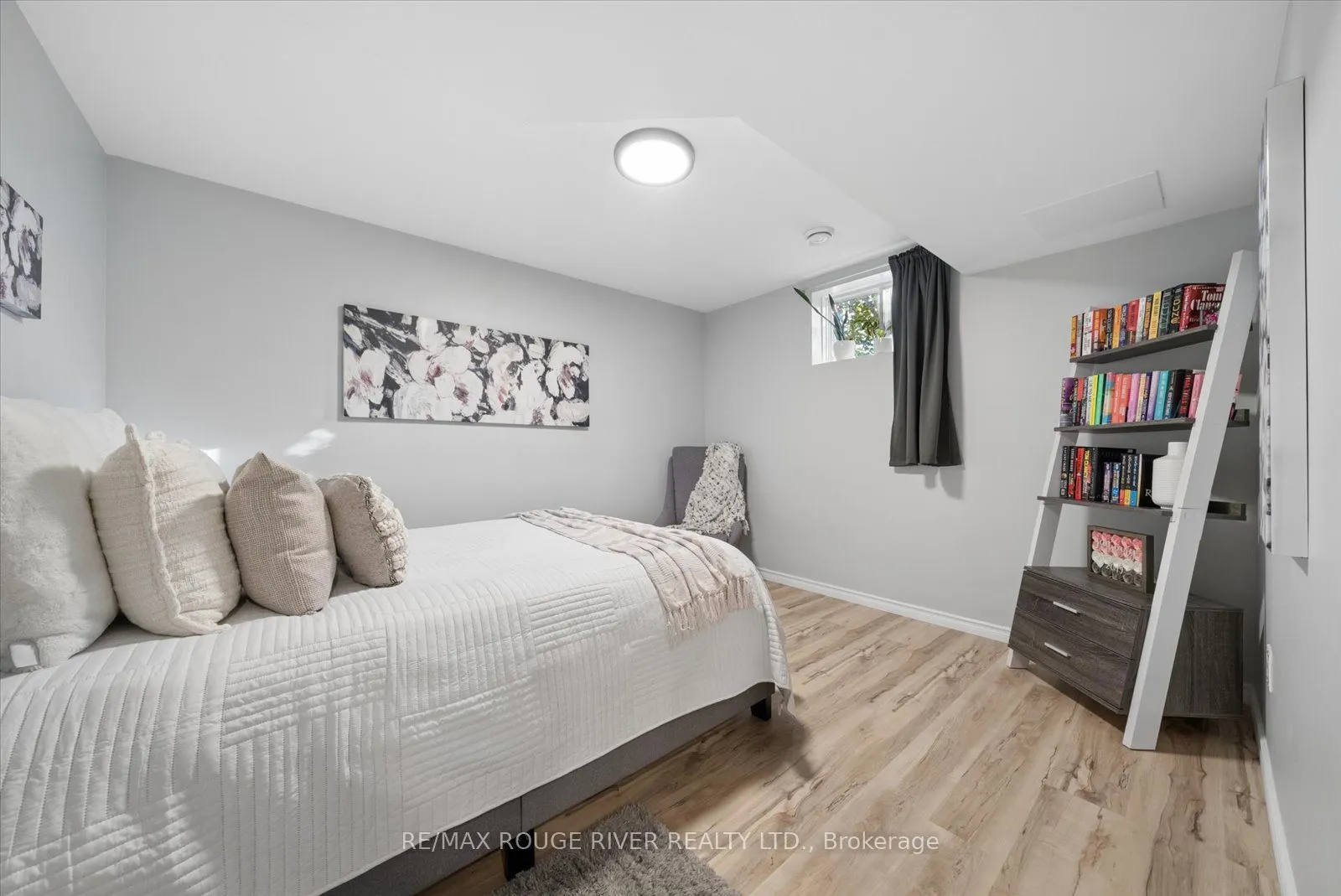 10 Talbot Drive