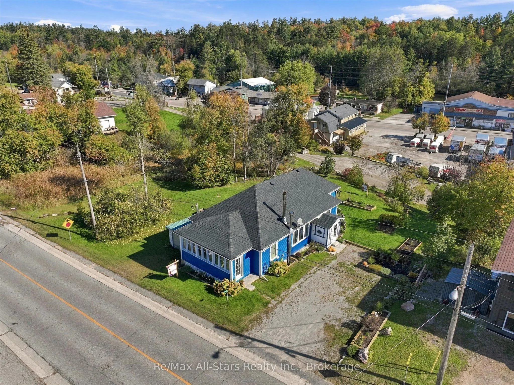 4982 Monck Road