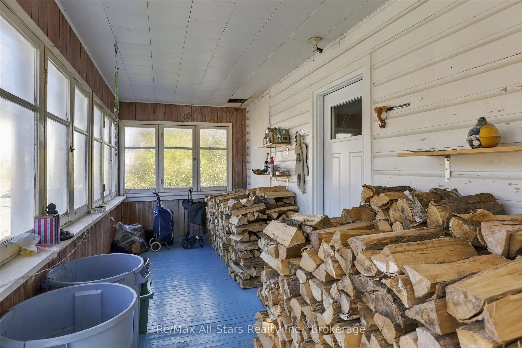 4982 Monck Road