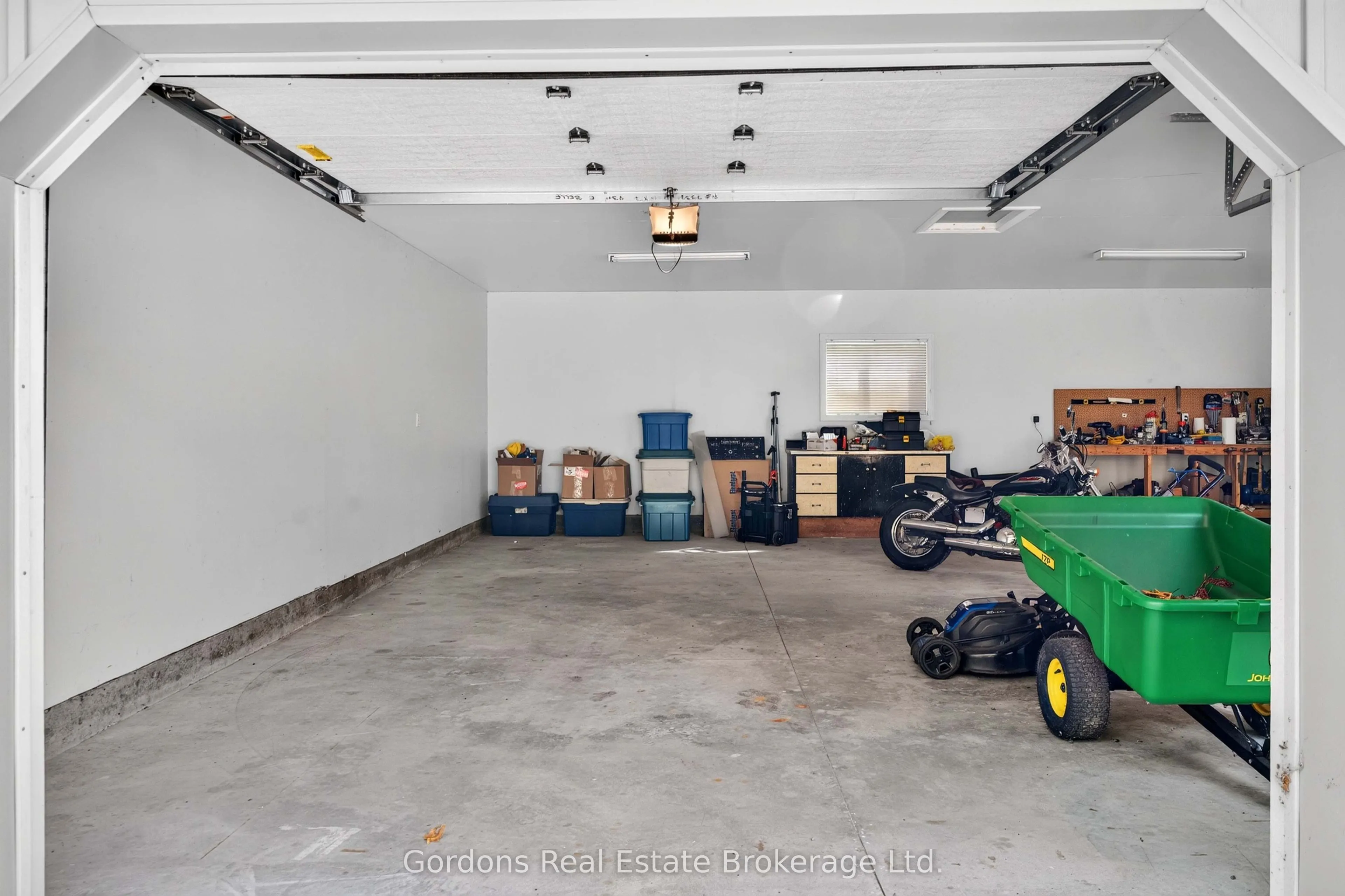 1542 Moneymore Road